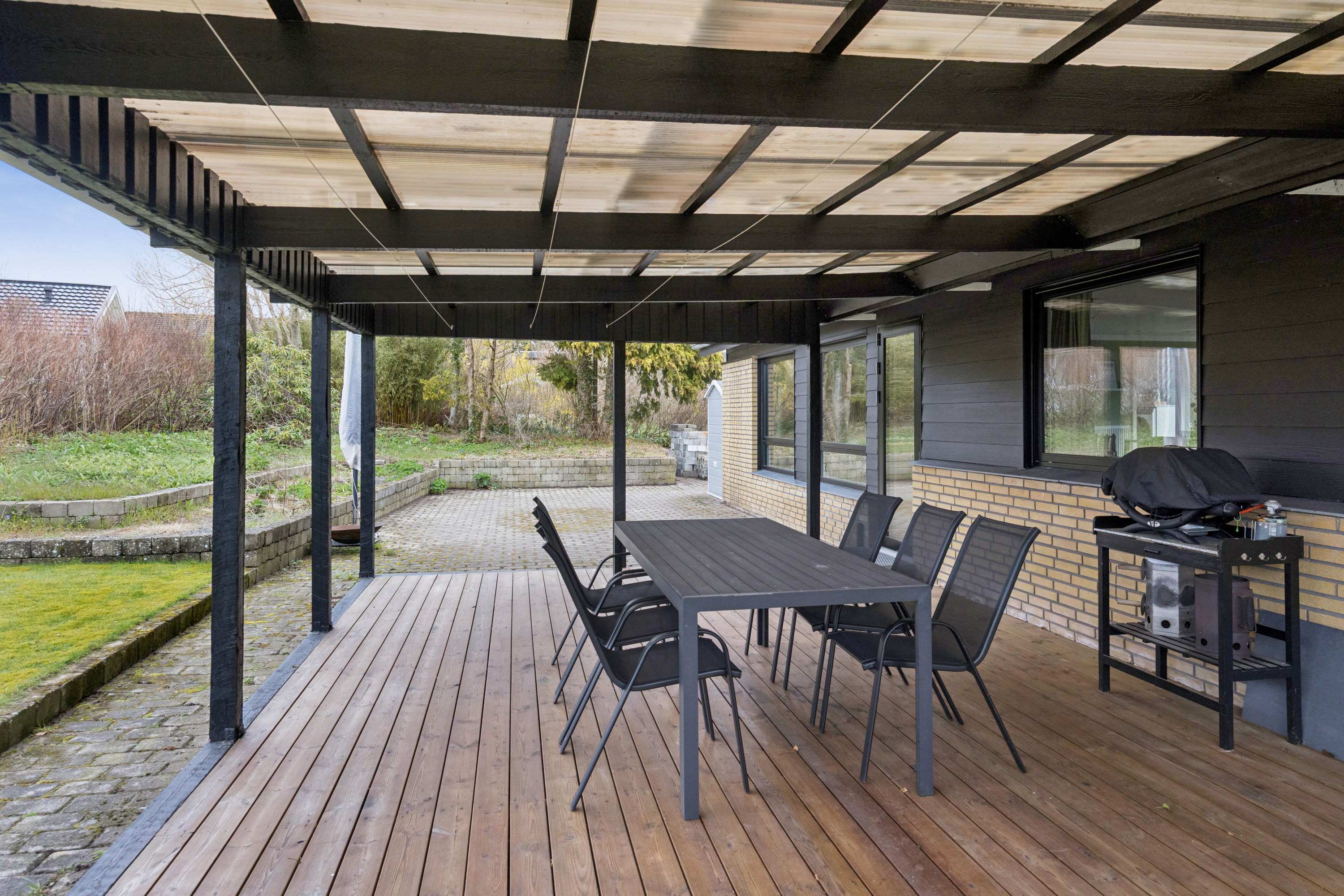 Fremhævet terrasse billede i fuldskærmstilstand. Billede af Bålbakken 4, Langholt, 9310 Vodskov