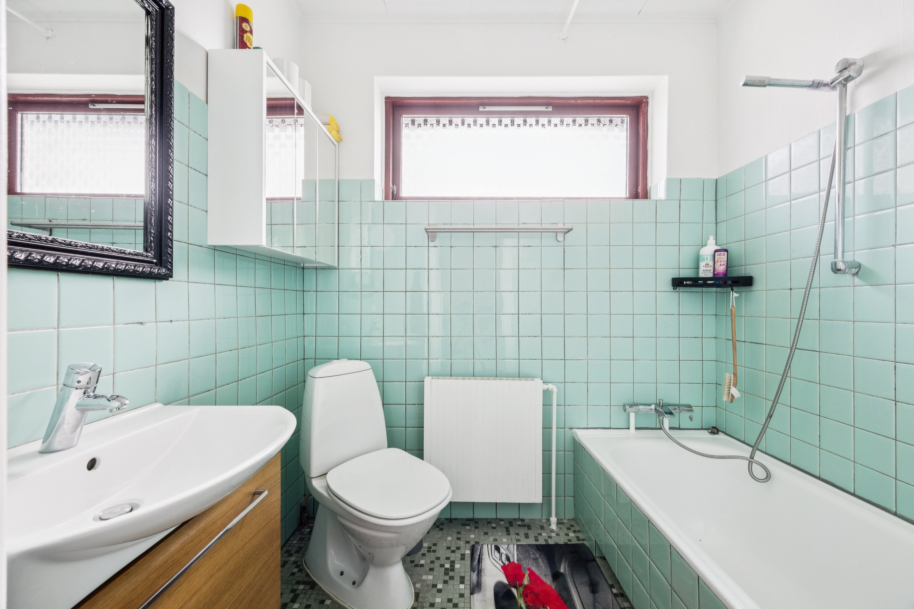 Fremhævet badeværelse billede i fuldskærmstilstand. Billede af Mågevej 34, 4100 Ringsted