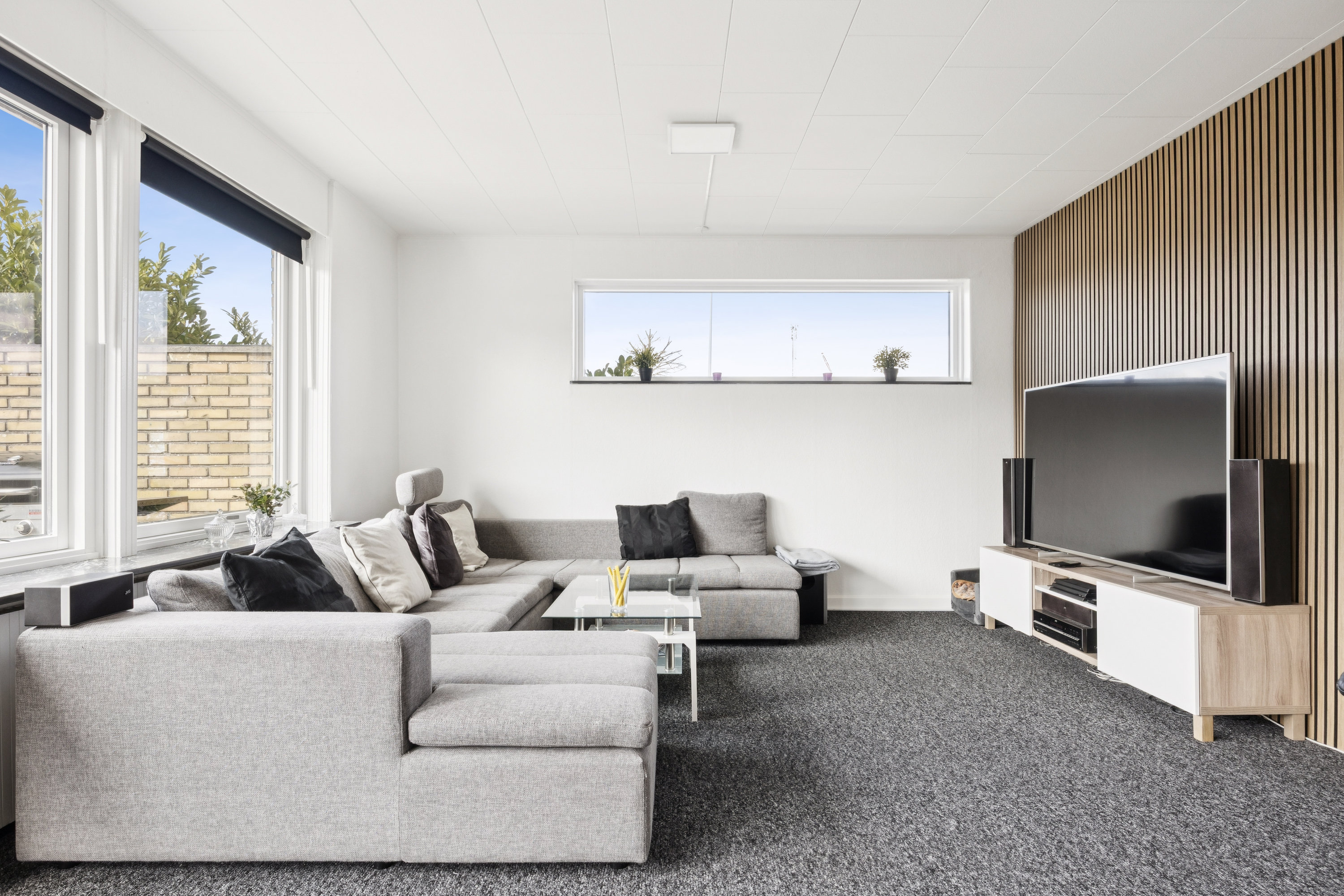 Fremhævet stue billede i fuldskærmstilstand. Billede af Mågevej 34, 4100 Ringsted