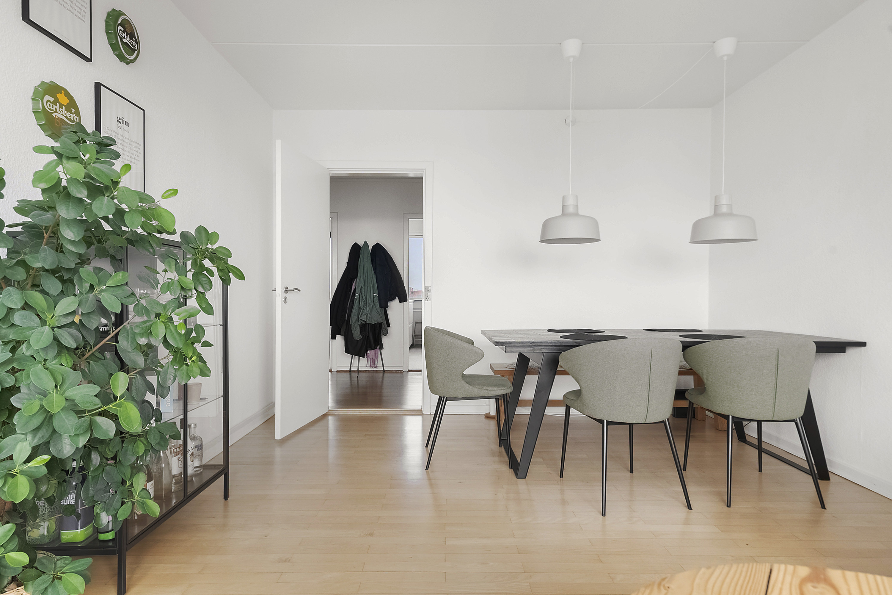 Fremhævet spisestue billede i fuldskærmstilstand. Billede af Jens Baggesens Vej 100, 5. th., 8200 Aarhus N