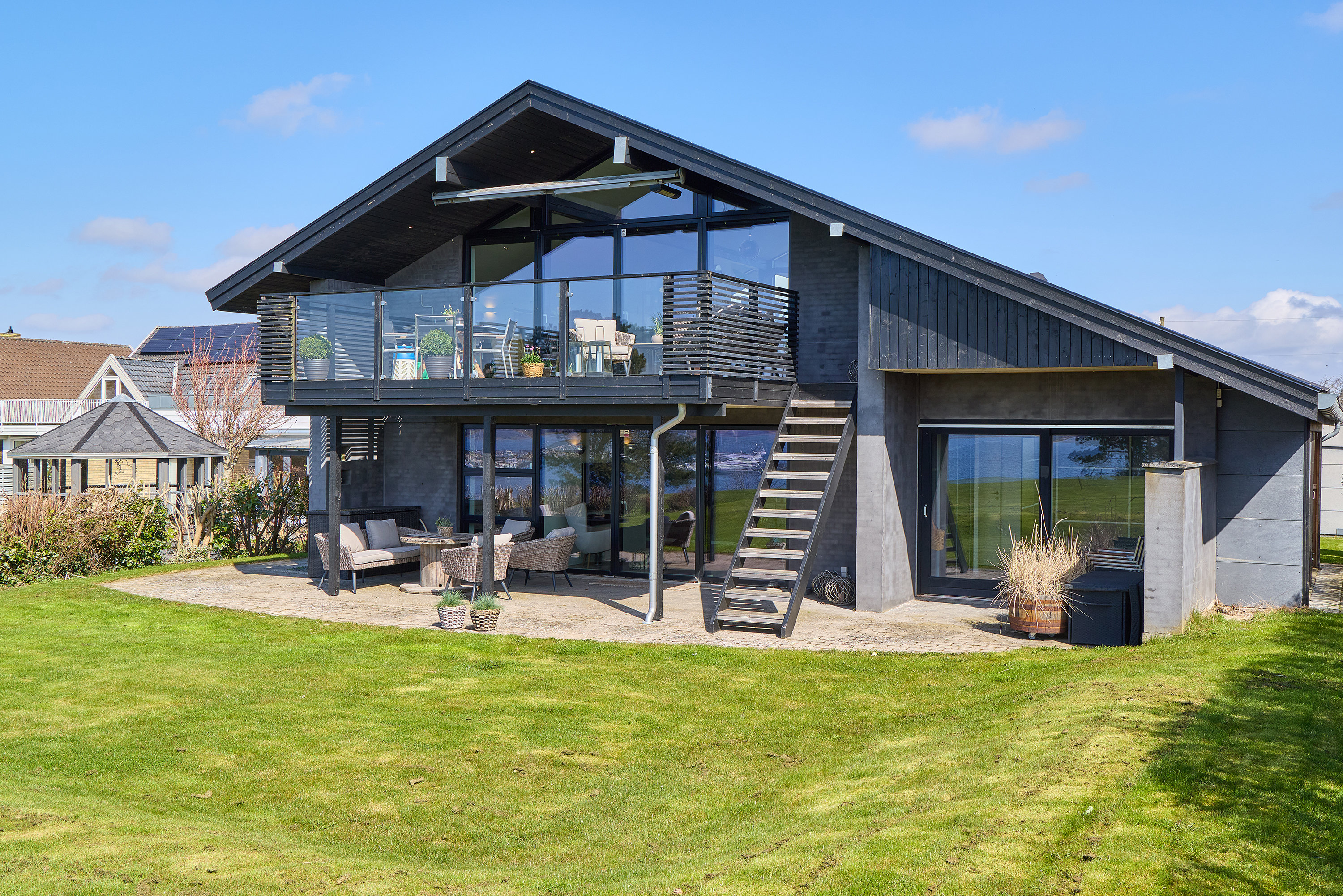 Fremhævet ejendommen billede i fuldskærmstilstand. Billede af Strandhøjen 22, 3600 Frederikssund