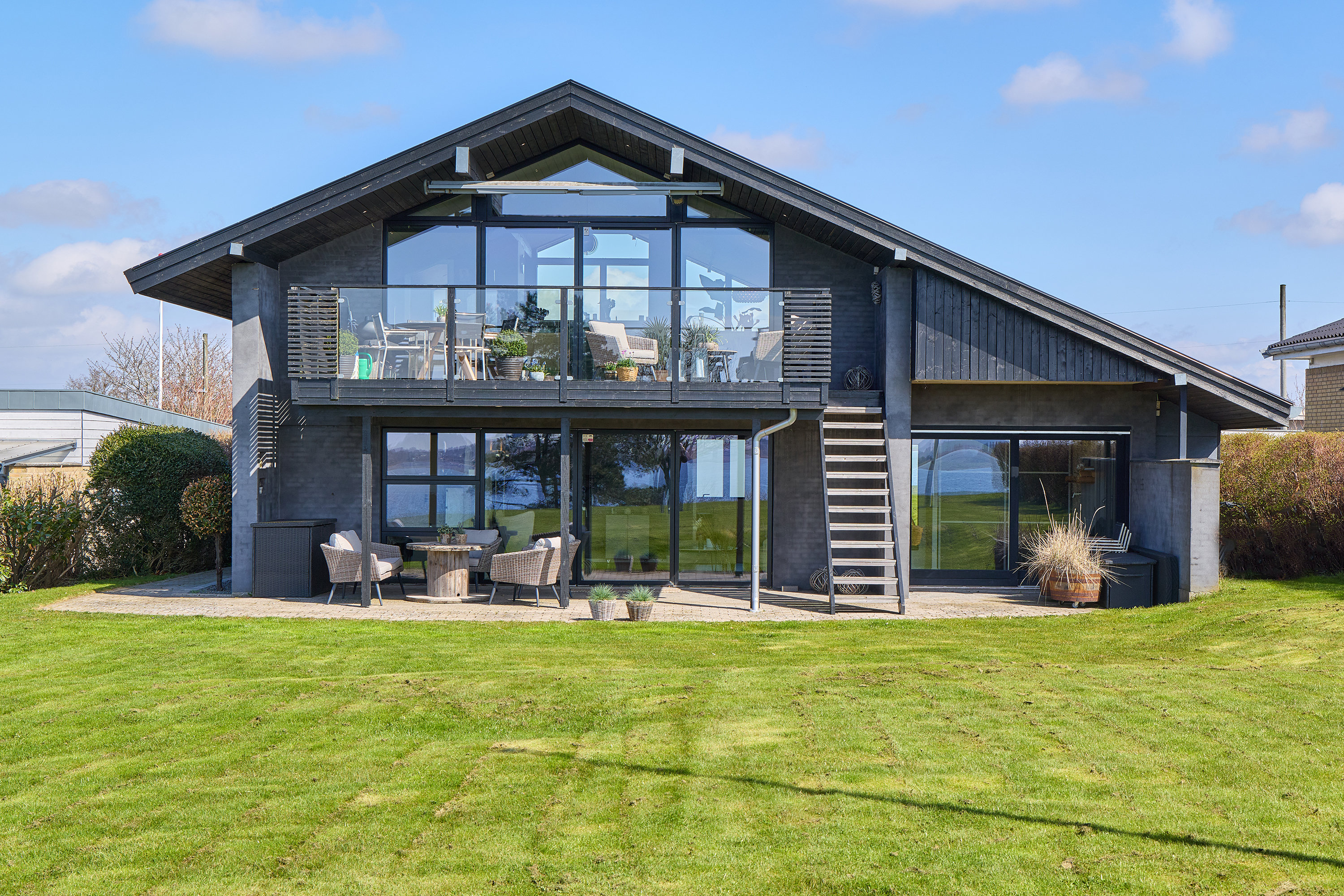 Fremhævet ejendommen billede i fuldskærmstilstand. Billede af Strandhøjen 22, 3600 Frederikssund