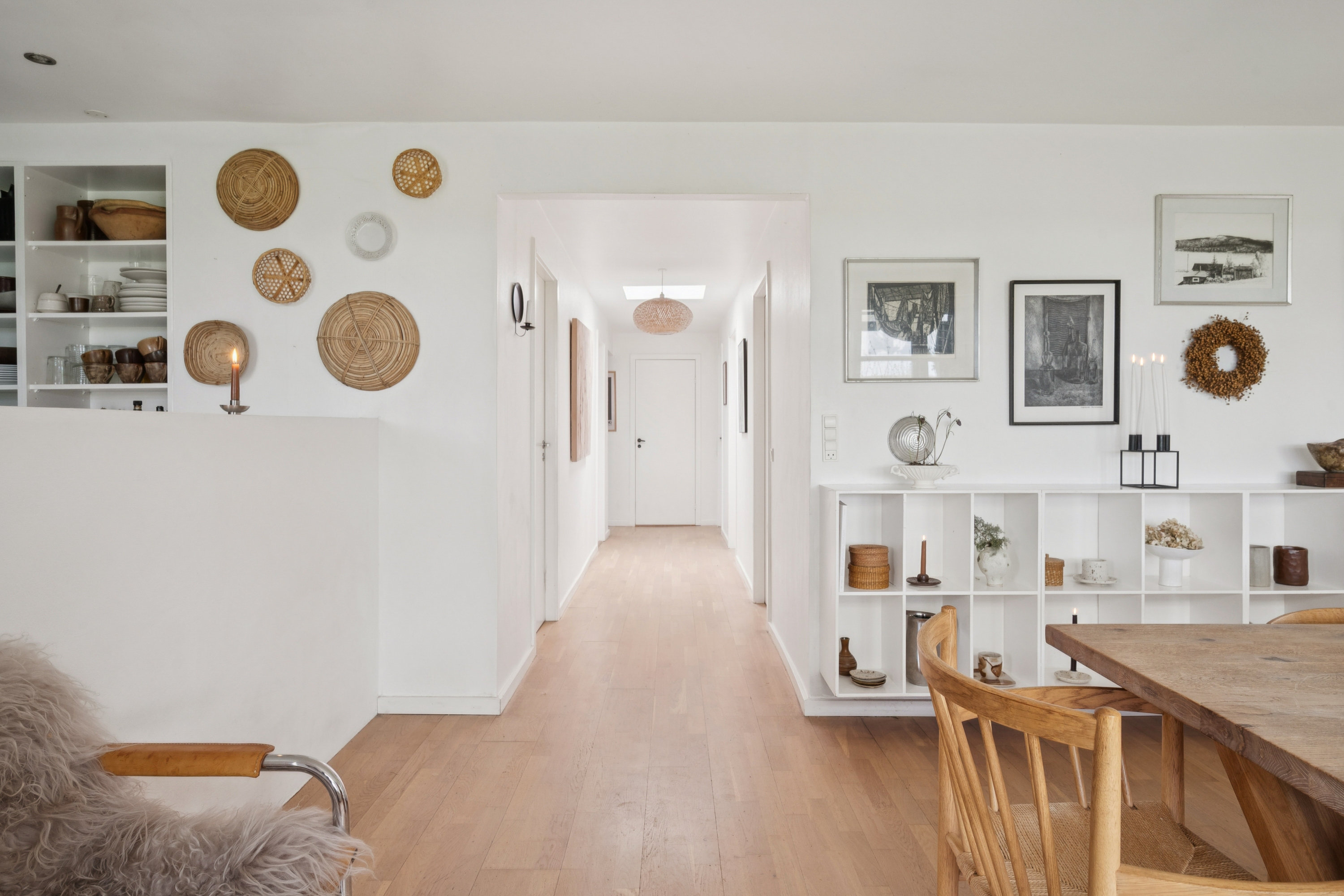 Fremhævet køkken billede i fuldskærmstilstand. Billede af Byvænget 26, Grundfør, 8382 Hinnerup