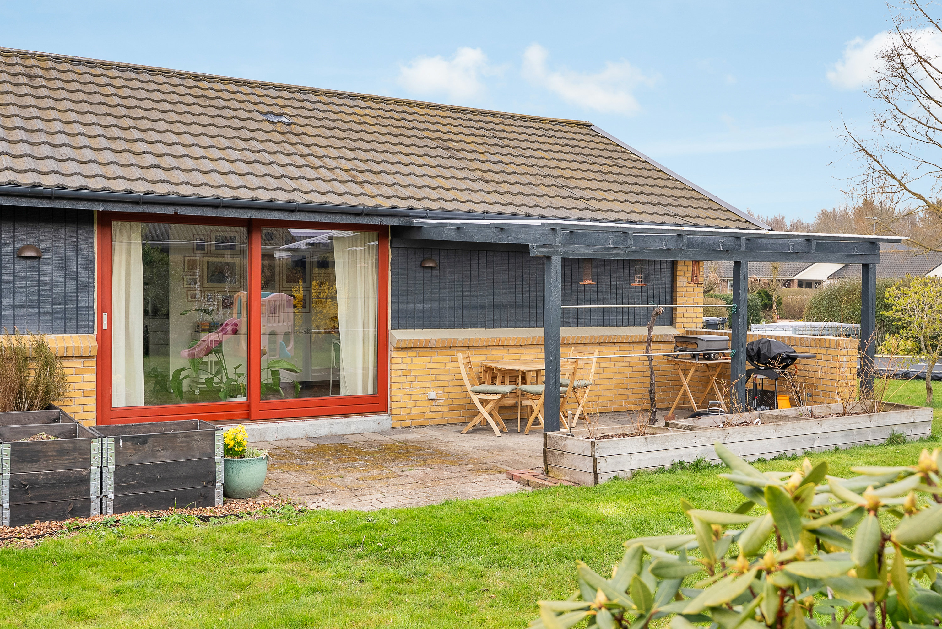 Fremhævet facade billede i fuldskærmstilstand. Billede af Søballevej 29, Næsbyhoved-Broby, 5270 Odense N