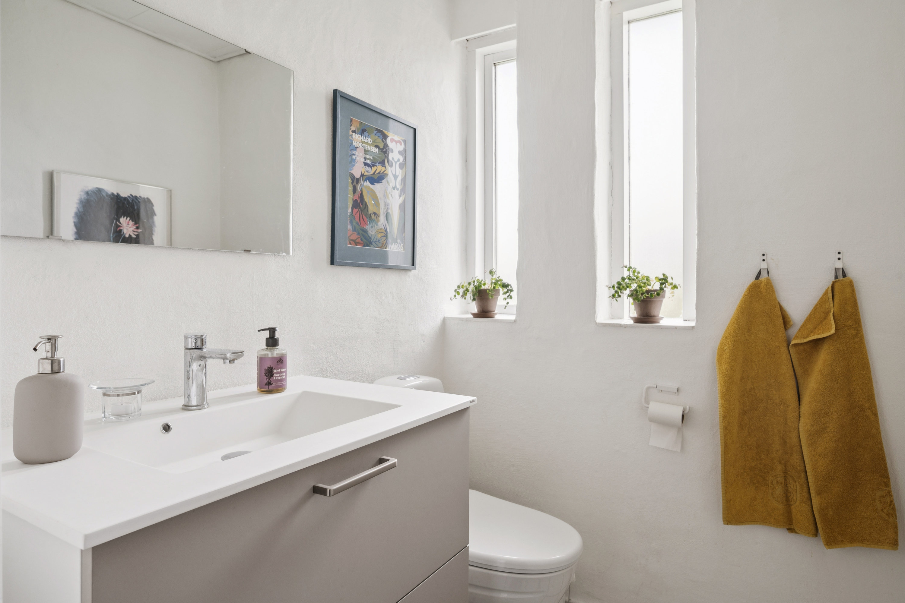 Fremhævet badeværelse billede i fuldskærmstilstand. Billede af Elleparken 77, 8520 Lystrup