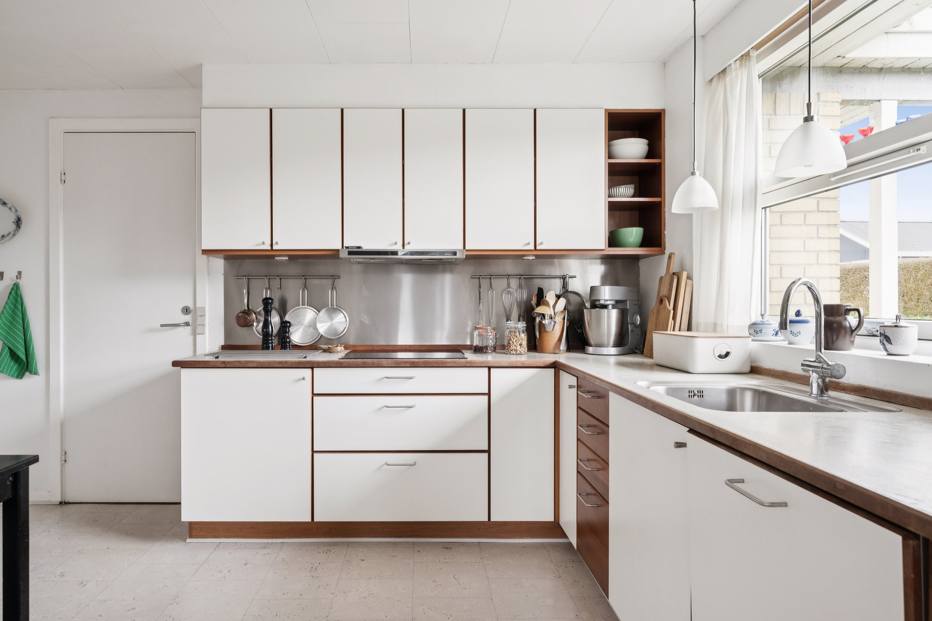 Fremhævet køkken billede i fuldskærmstilstand. Billede af Elleparken 77, 8520 Lystrup