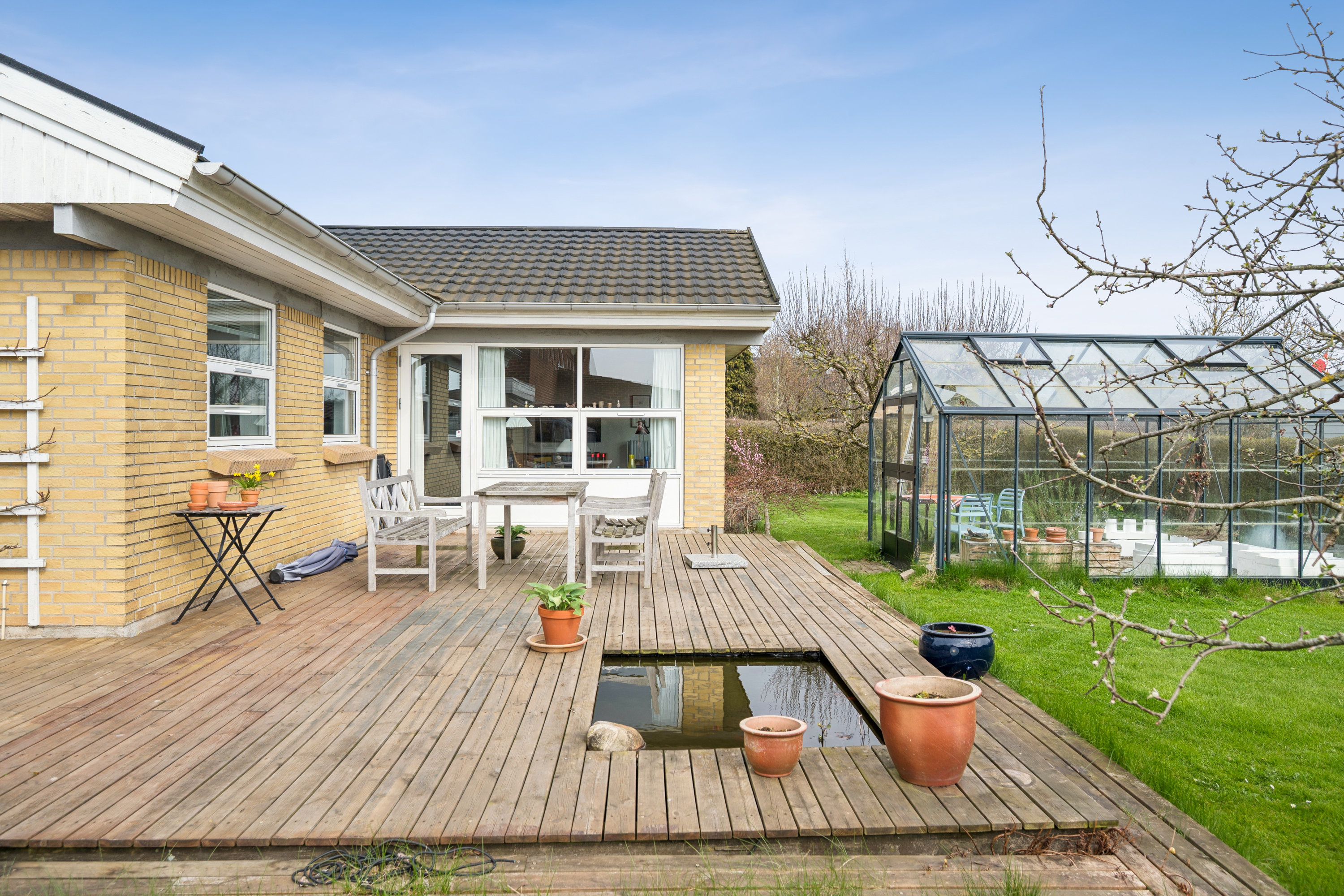 Fremhævet terrasse billede i fuldskærmstilstand. Billede af Elleparken 77, 8520 Lystrup