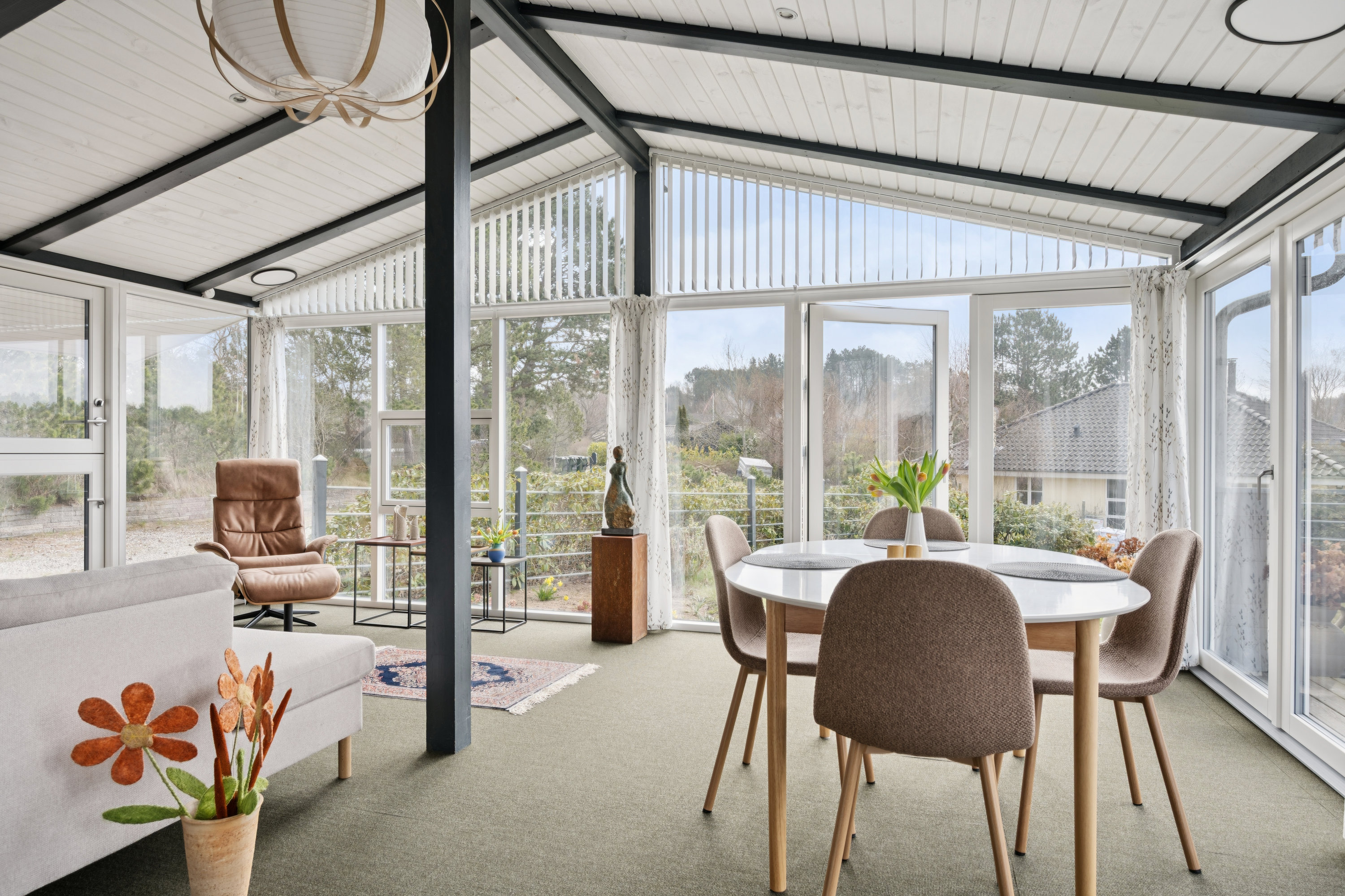 Fremhævet udestue billede i fuldskærmstilstand. Billede af Klodevej 8, Holmens Bakker, 8400 Ebeltoft