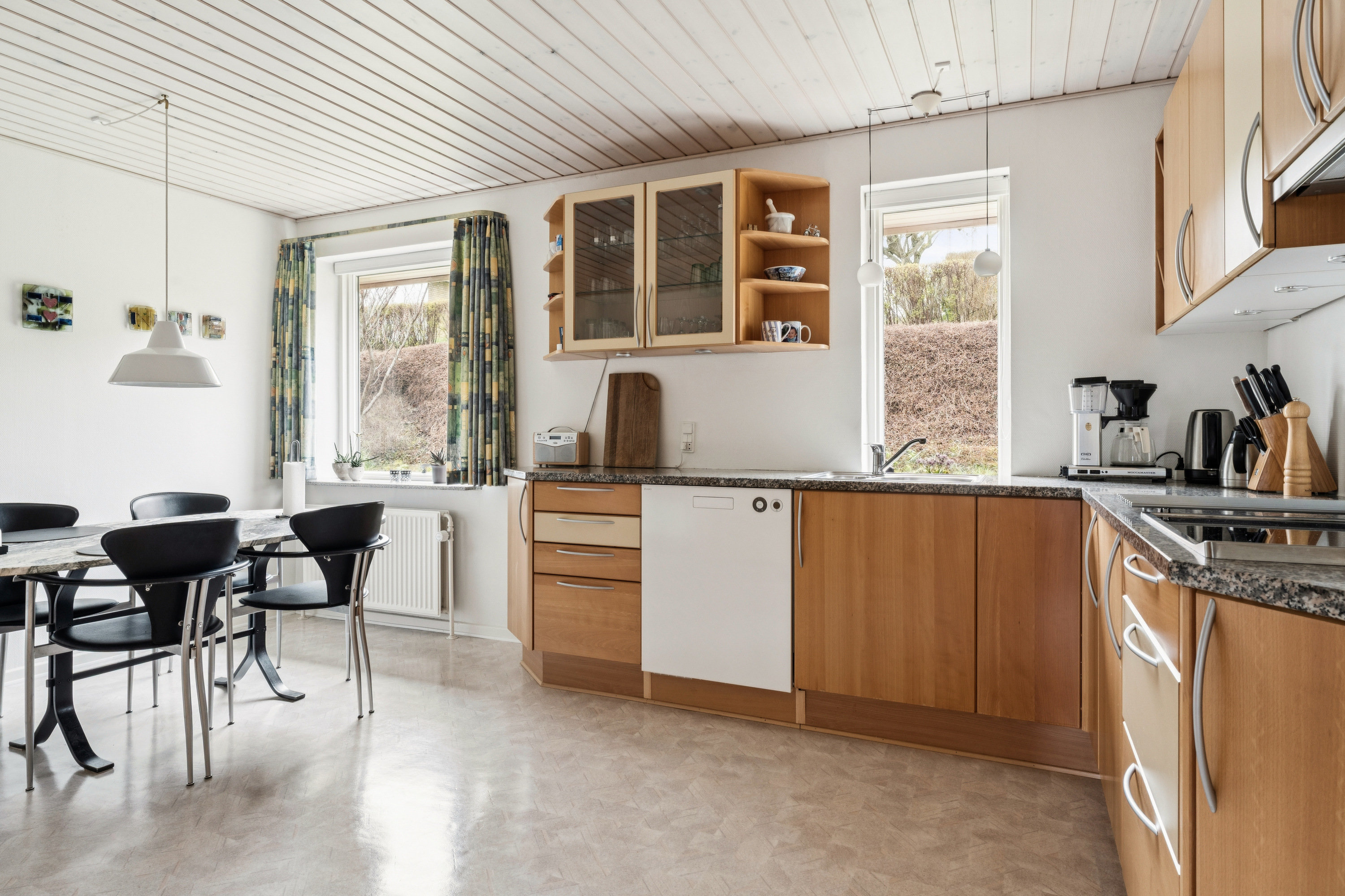 Fremhævet køkken billede i fuldskærmstilstand. Billede af Glinkavej 14, 9200 Aalborg SV