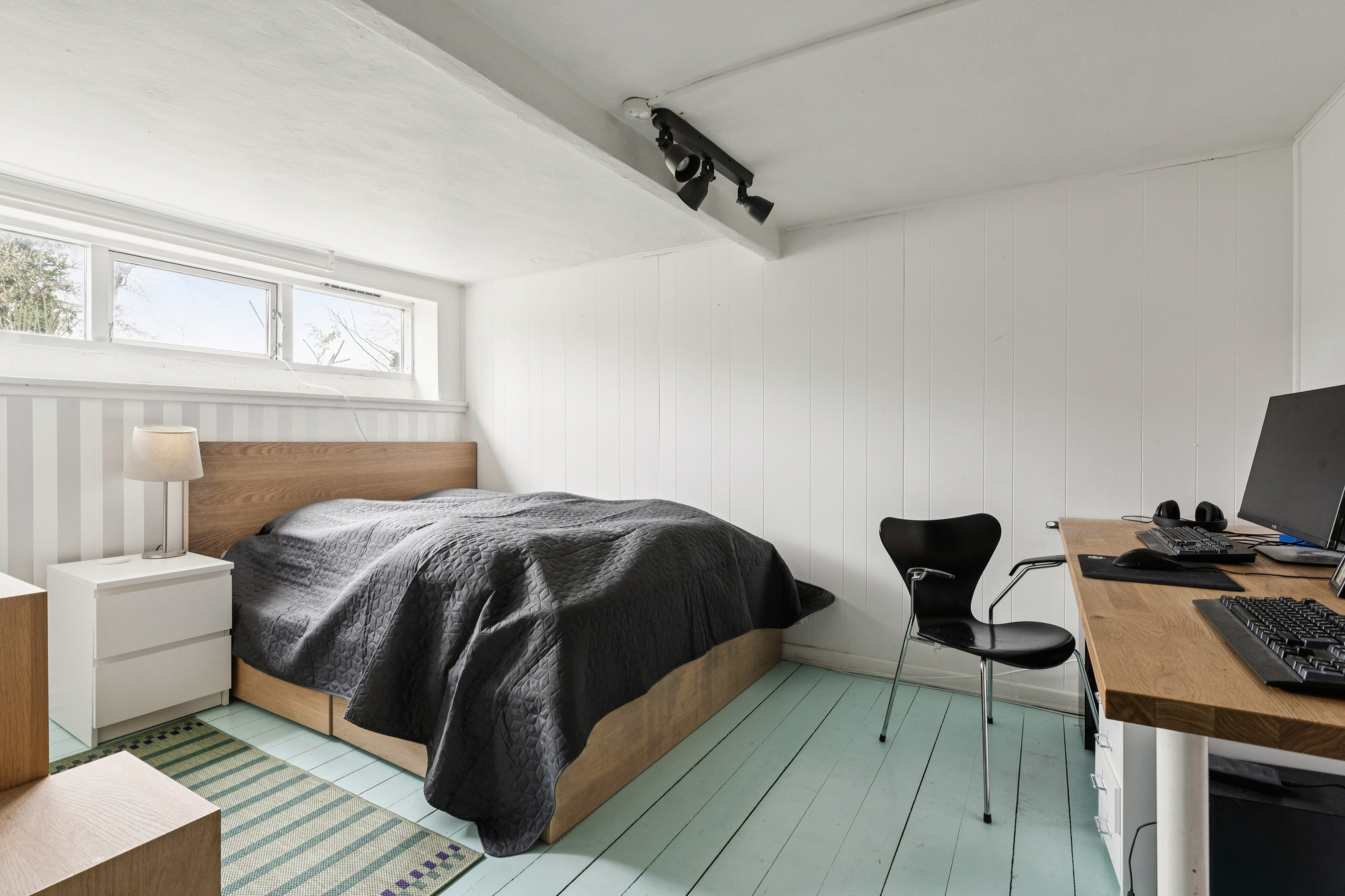 Fremhævet værelse billede i fuldskærmstilstand. Billede af Gærdesangervej 8, 9230 Svenstrup J