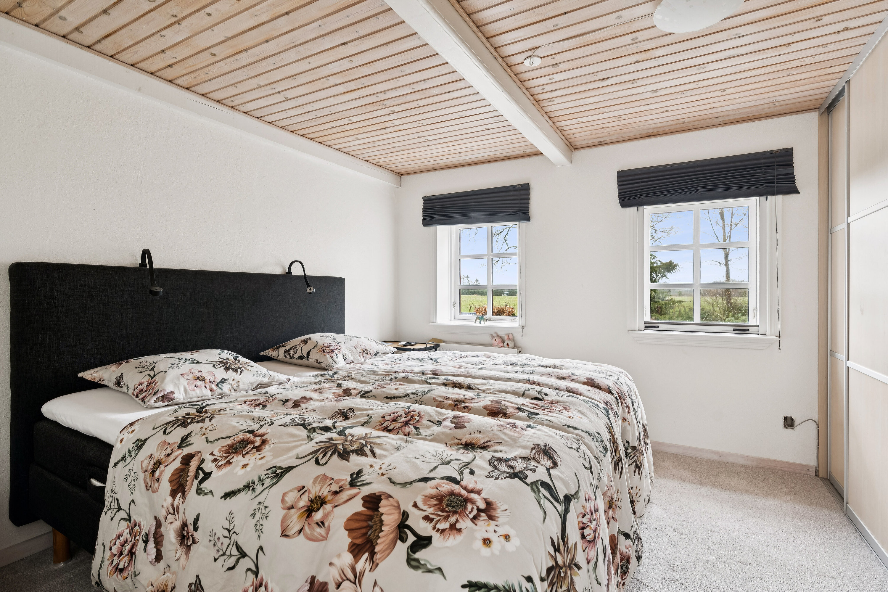 Fremhævet soveværelse billede i fuldskærmstilstand. Billede af Løvlundvej 17, 7190 Billund