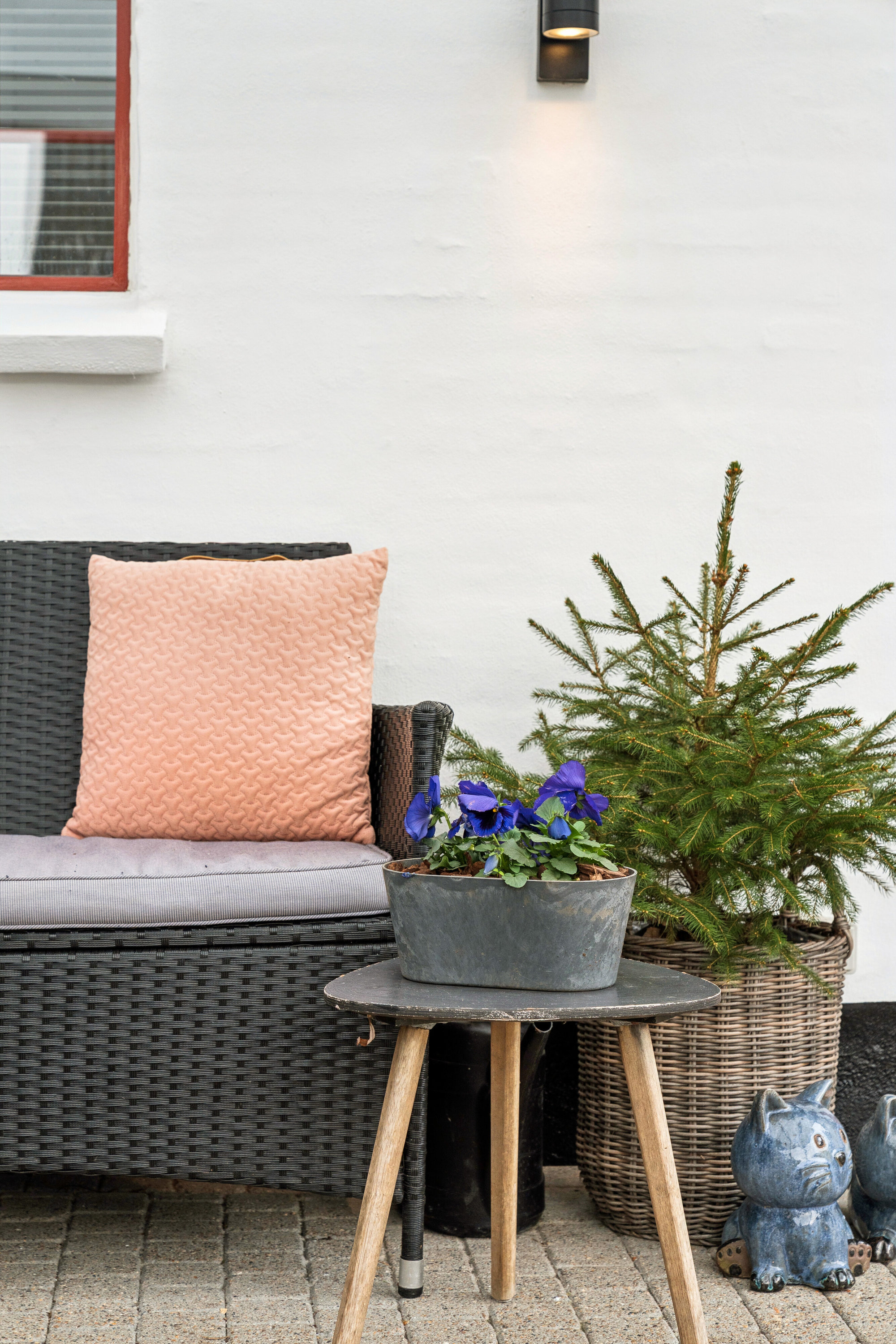 Fremhævet udendørs billede i fuldskærmstilstand. Billede af Løvlundvej 17, 7190 Billund