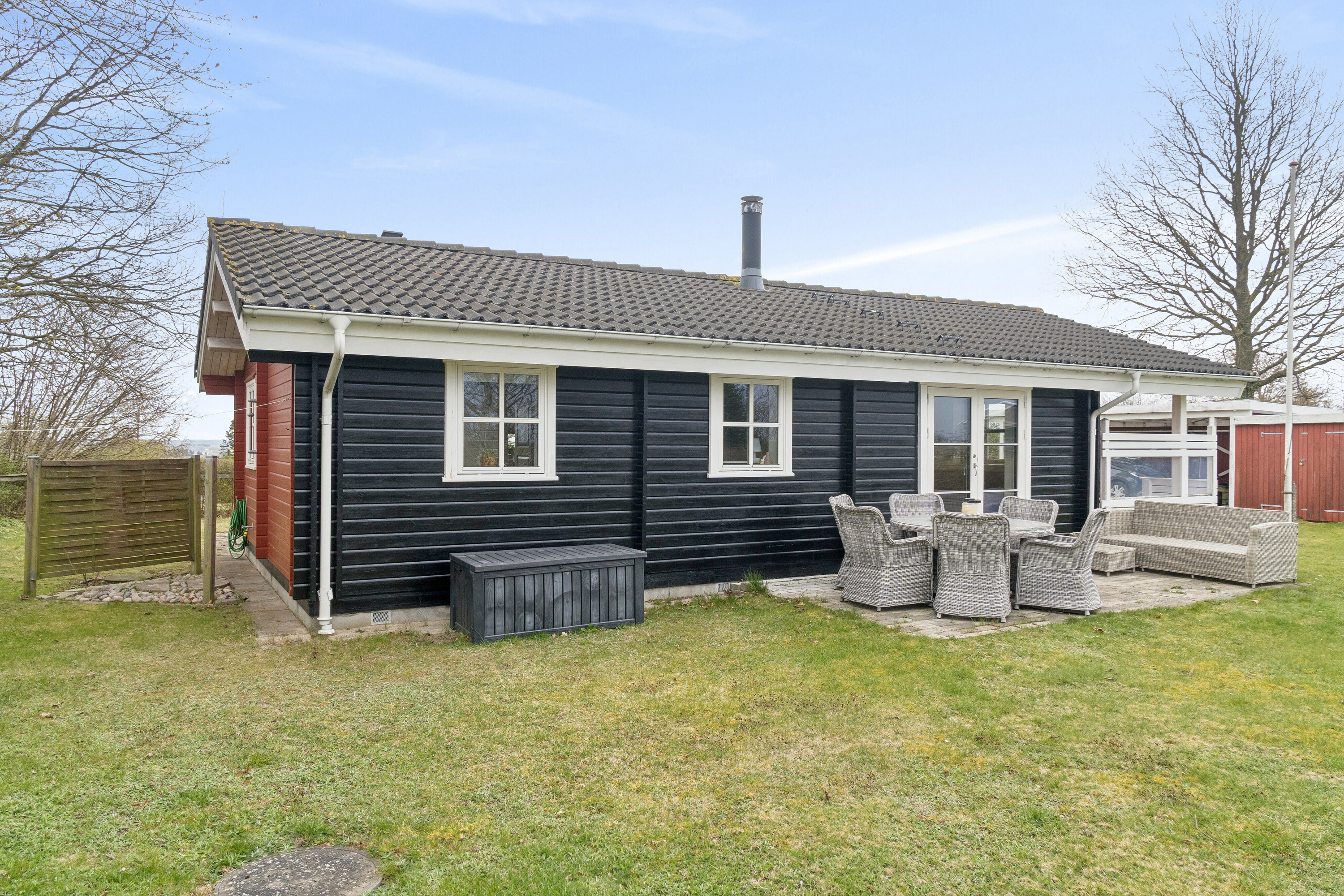 Fremhævet set fra haven billede i fuldskærmstilstand. Billede af Nattergalestien 21, Kregme, 3300 Frederiksværk