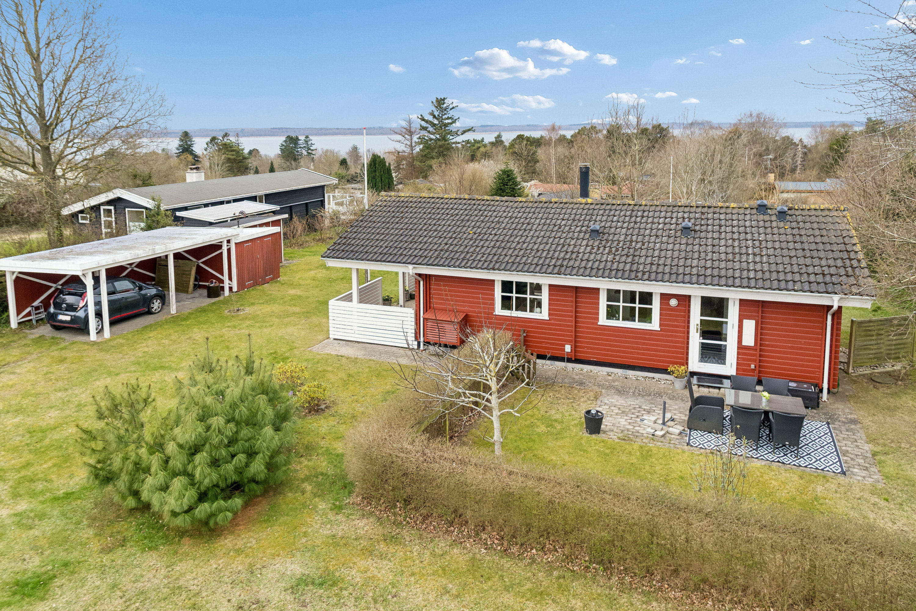 Fremhævet set fra haven billede i fuldskærmstilstand. Billede af Nattergalestien 21, Kregme, 3300 Frederiksværk