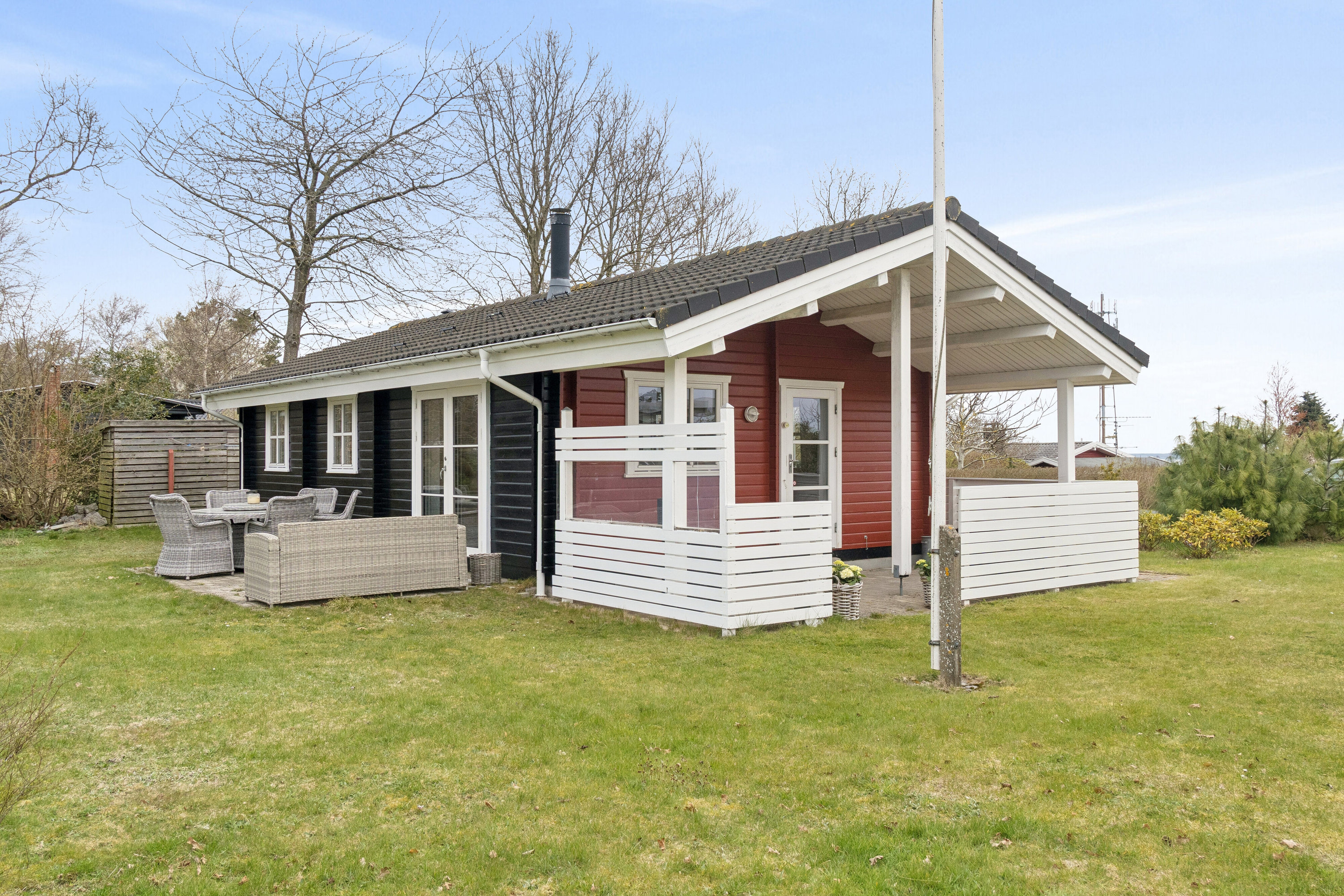 Fremhævet set fra haven billede i fuldskærmstilstand. Billede af Nattergalestien 21, Kregme, 3300 Frederiksværk