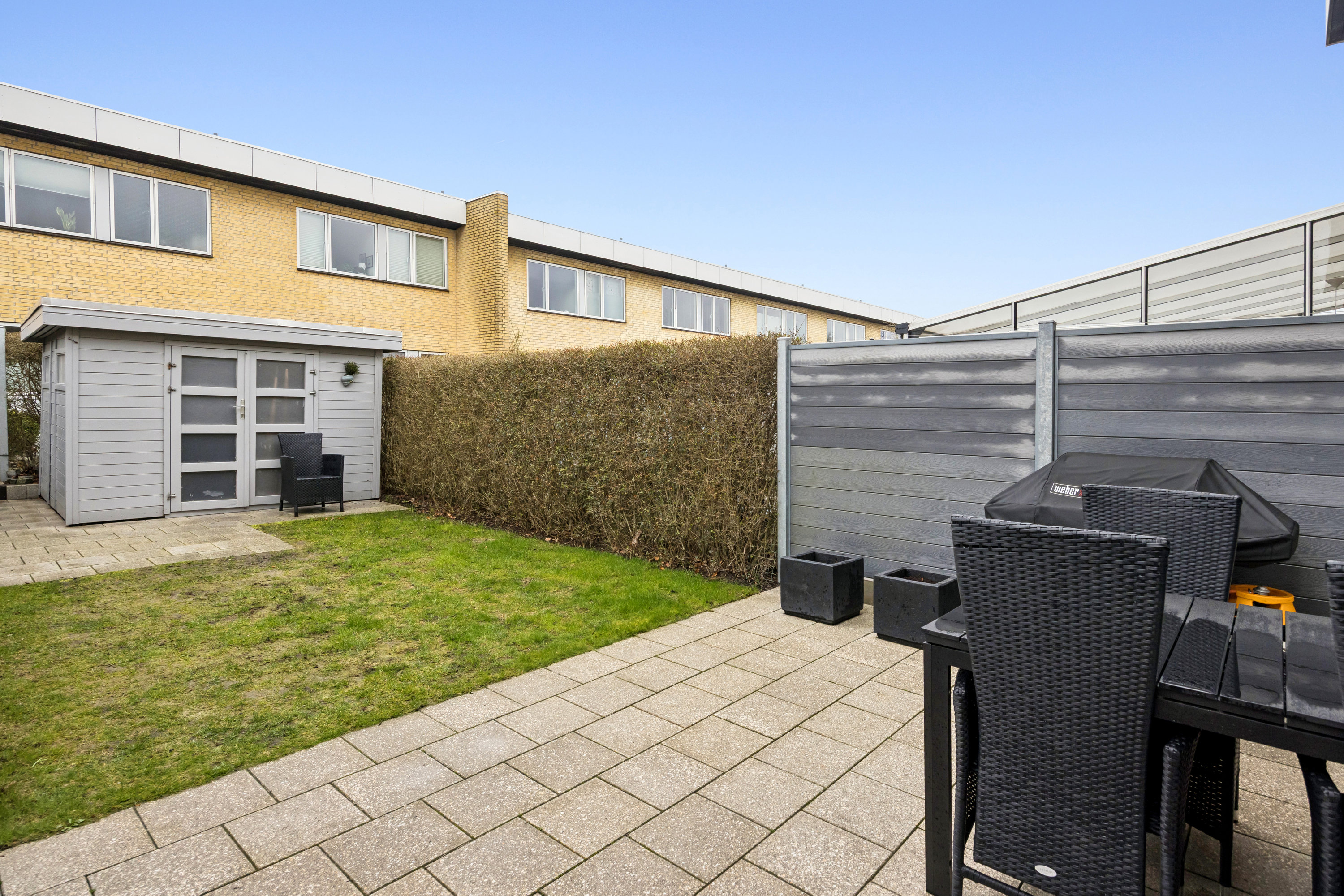 Fremhævet terrasse billede i fuldskærmstilstand. Billede af Lindholmsvej 89B, 9400 Nørresundby