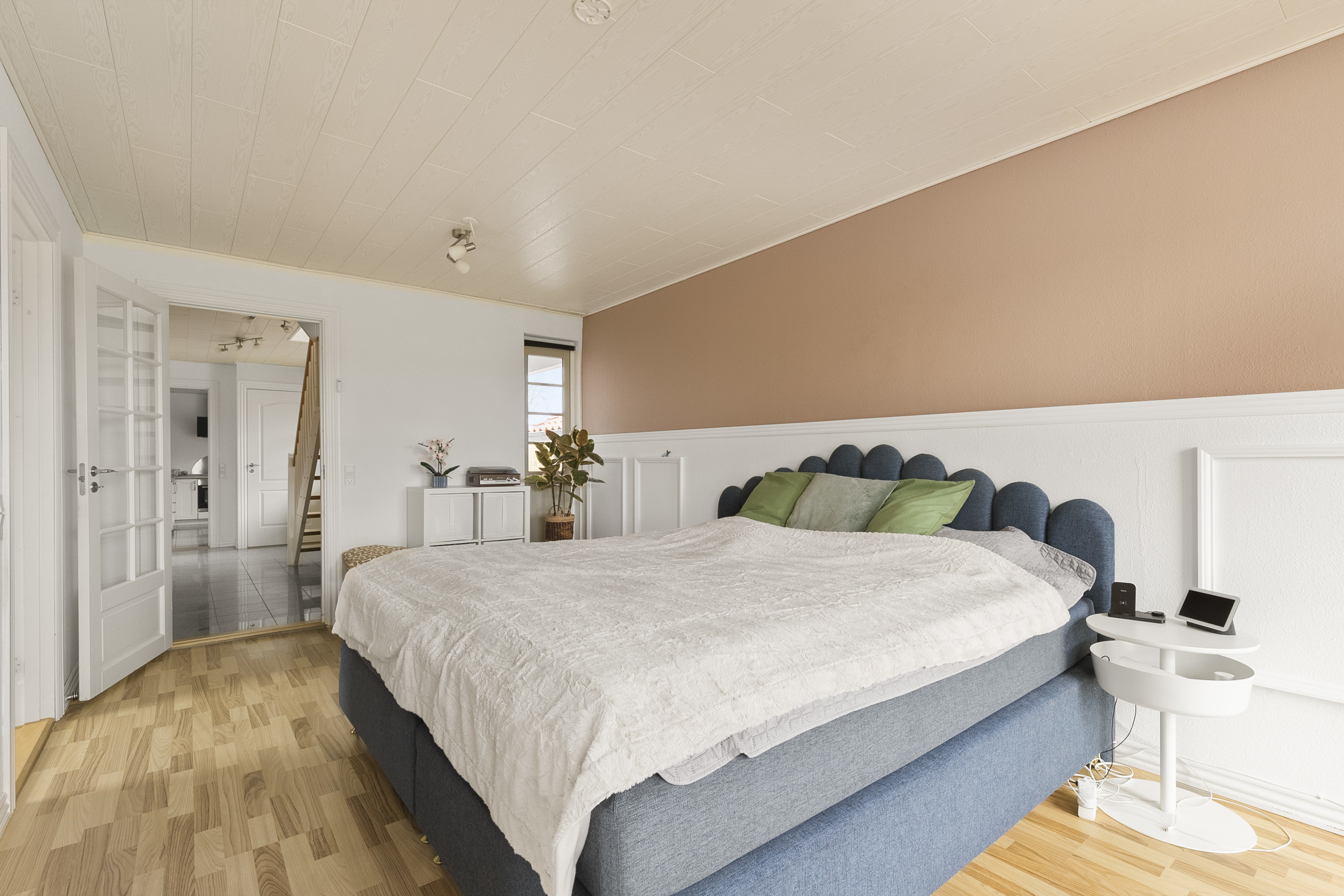 Fremhævet soveværelse billede i fuldskærmstilstand. Billede af Søvejen 17, Blegind, 8362 Hørning