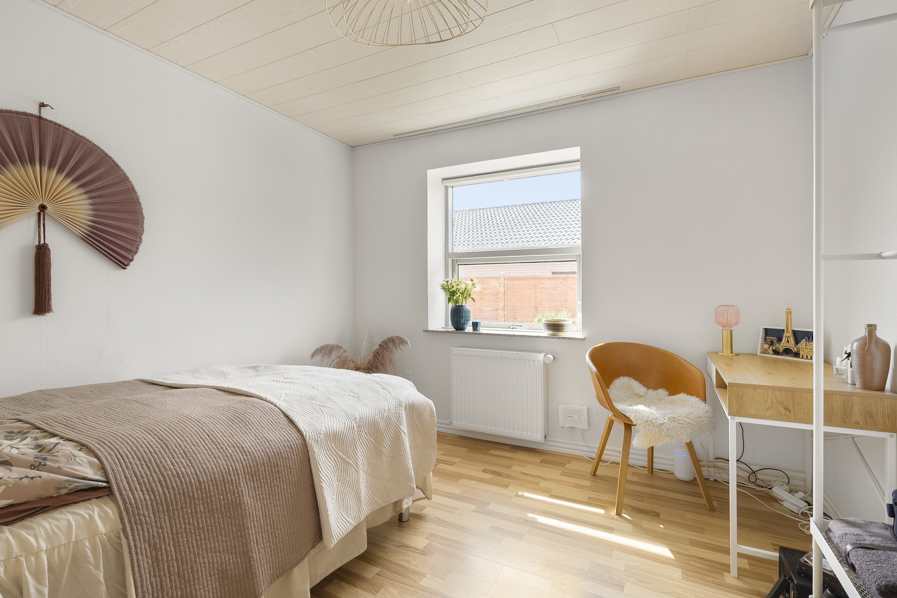 Fremhævet soveværelse billede i fuldskærmstilstand. Billede af Søvejen 17, Blegind, 8362 Hørning