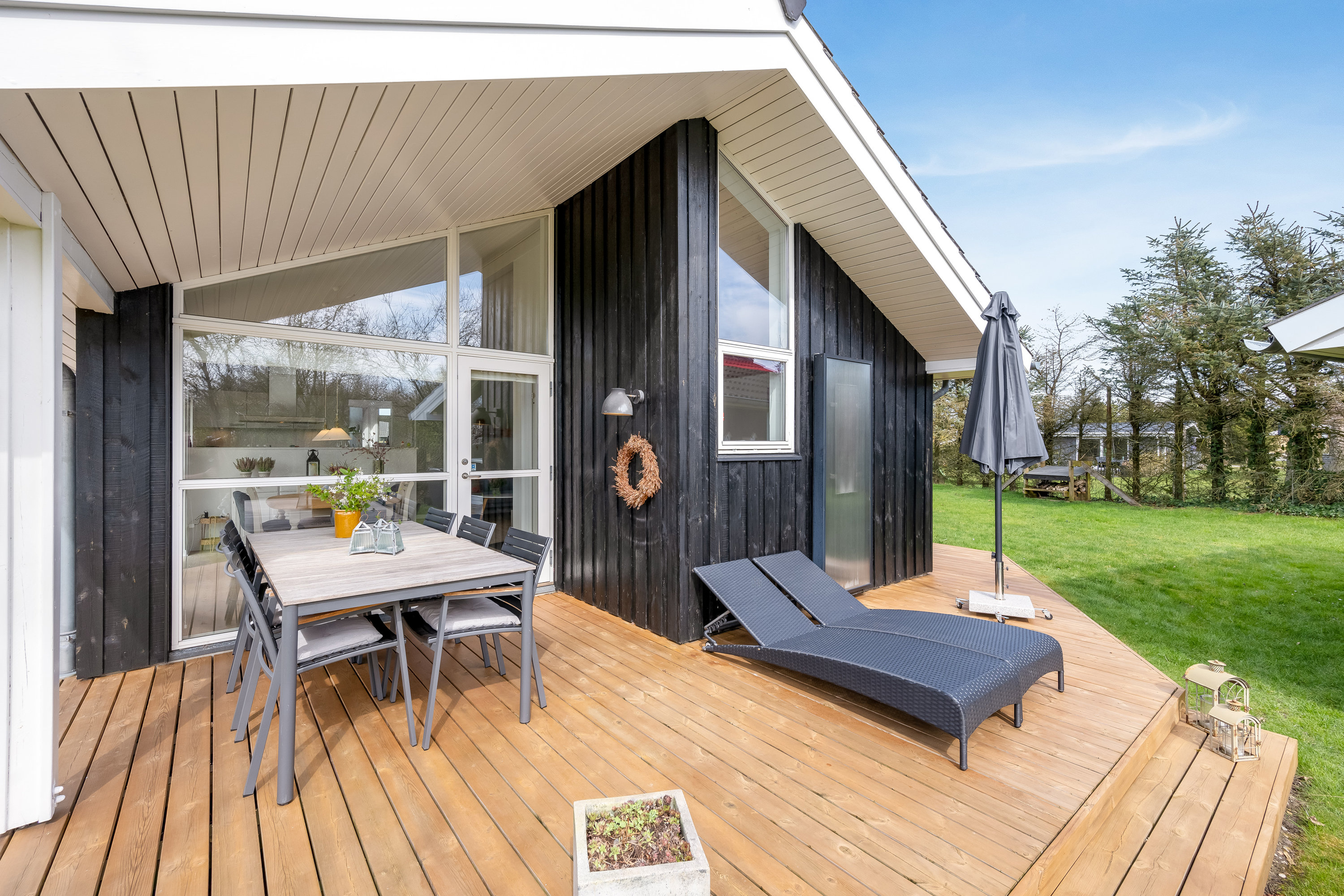 Fremhævet terrasse billede i fuldskærmstilstand. Billede af Sivvænget 31, Stauning, 6900 Skjern