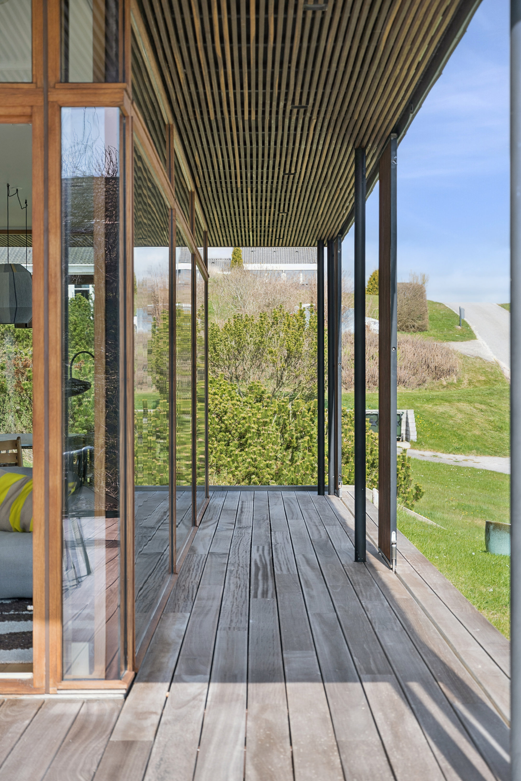 Fremhævet terrasse billede i fuldskærmstilstand. Billede af Kløvervej 12, Handrup, 8400 Ebeltoft