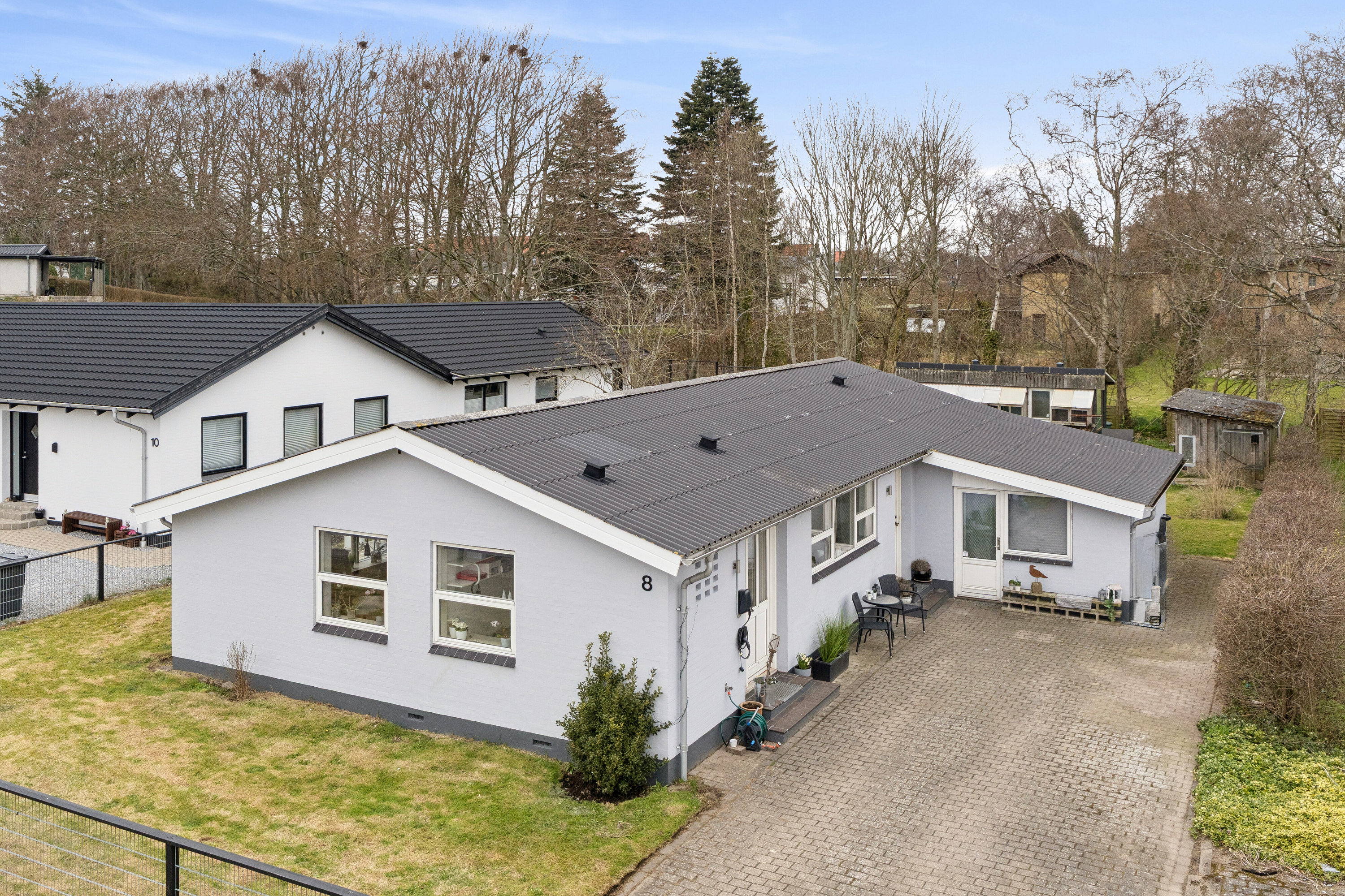 Fremhævet set fra vejen billede i fuldskærmstilstand. Billede af Jyllandsgade 8, 9870 Sindal