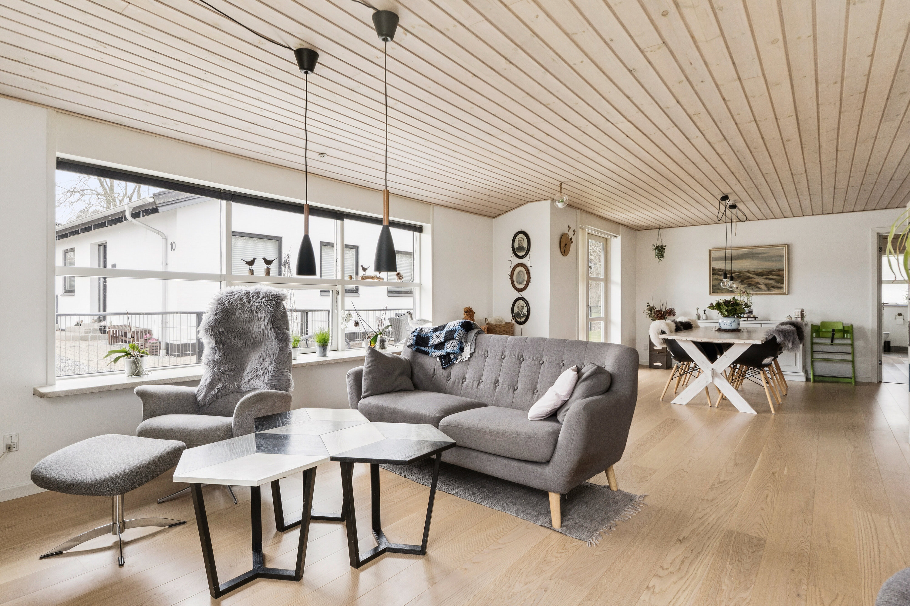 Fremhævet stue billede i fuldskærmstilstand. Billede af Jyllandsgade 8, 9870 Sindal