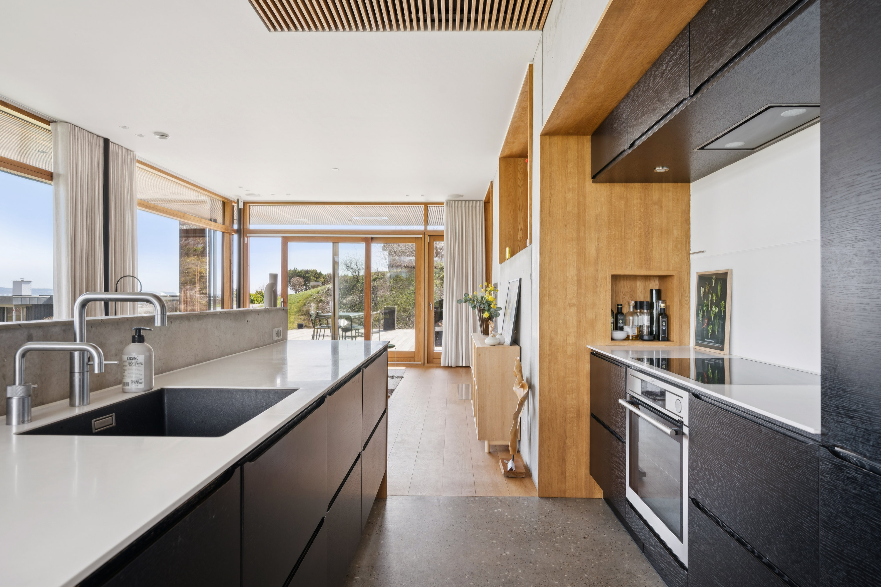 Fremhævet køkken billede i fuldskærmstilstand. Billede af Kløvervej 12, Handrup, 8400 Ebeltoft