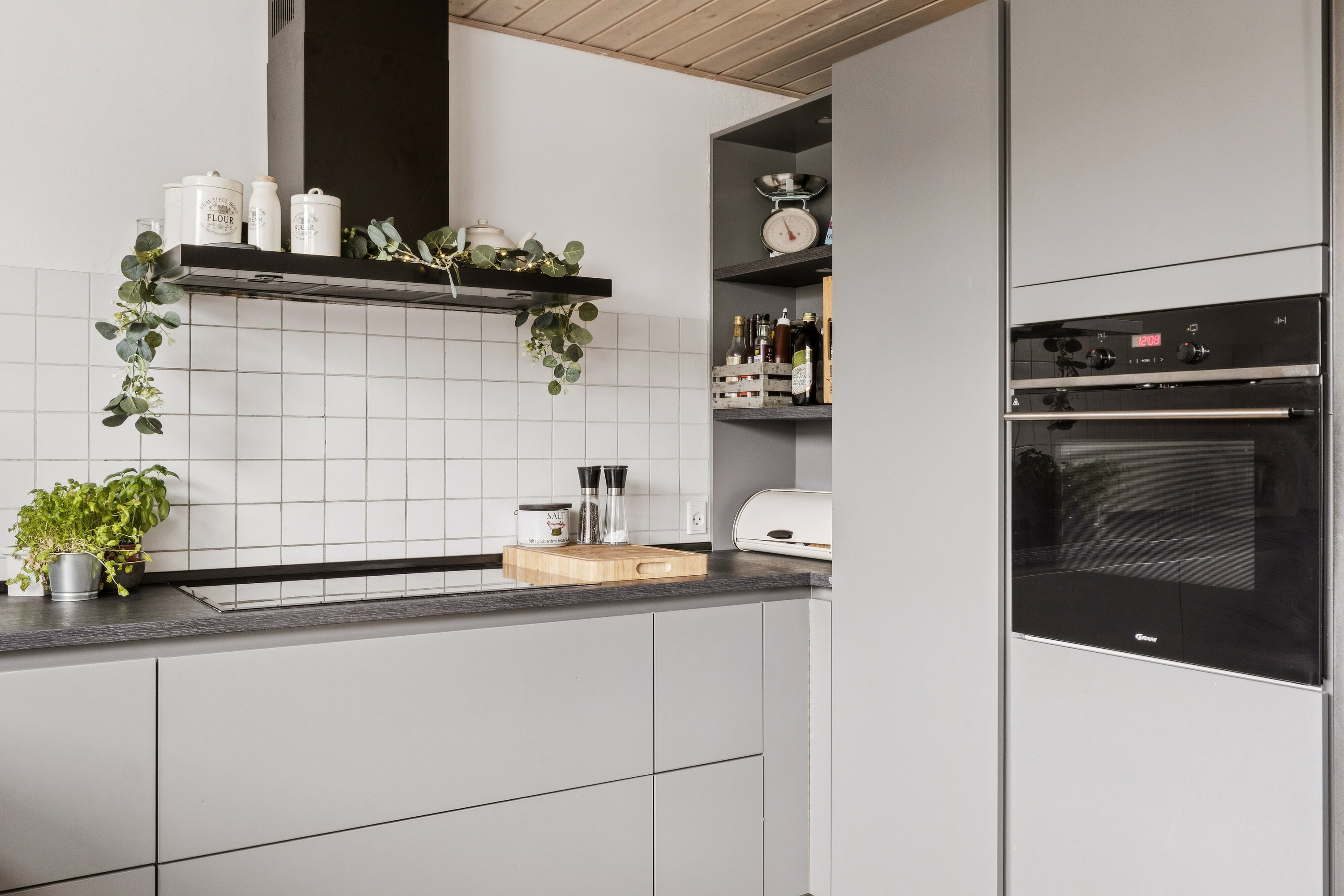 Fremhævet køkken billede i fuldskærmstilstand. Billede af Jyllandsgade 8, 9870 Sindal