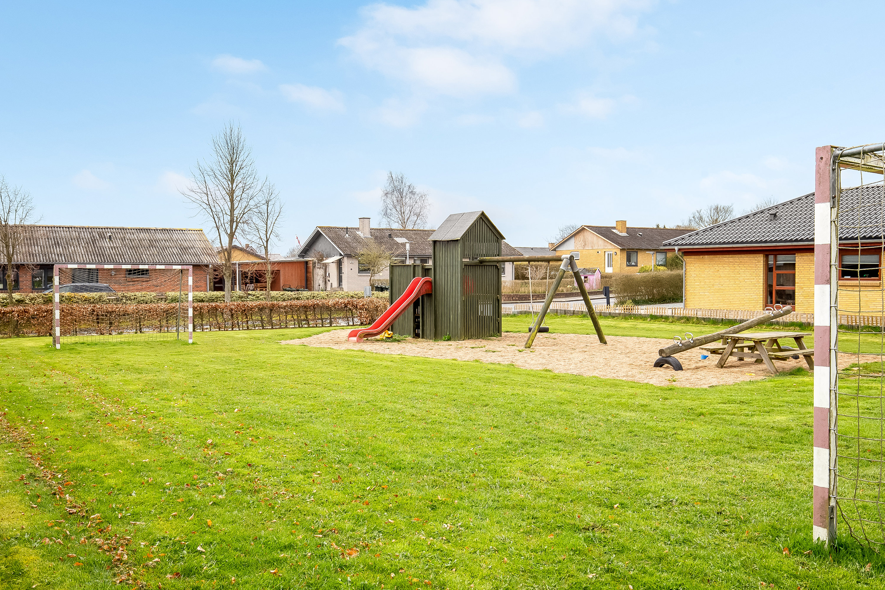 Fremhævet område billede i fuldskærmstilstand. Billede af Linde Alle 15, Ølsted, 8723 Løsning