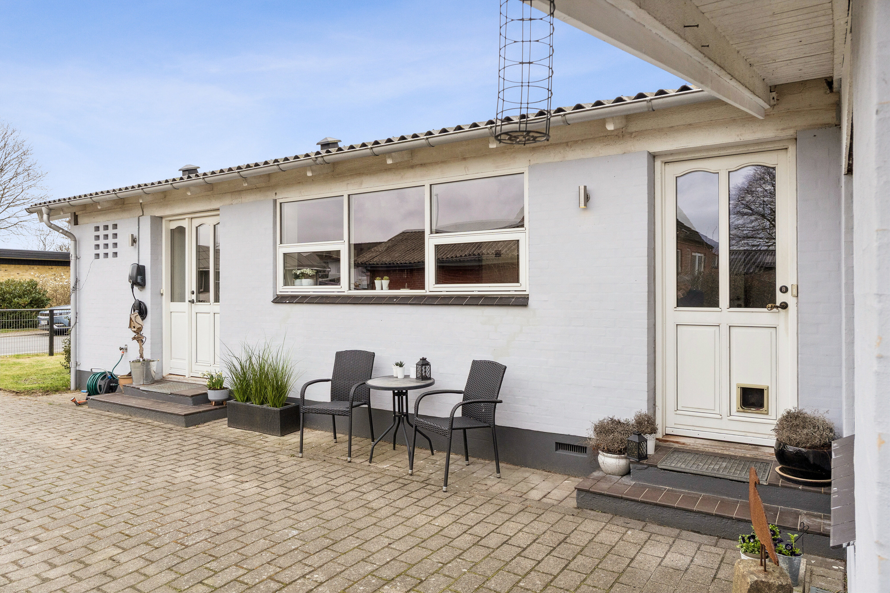 Fremhævet set fra vejen billede i fuldskærmstilstand. Billede af Jyllandsgade 8, 9870 Sindal