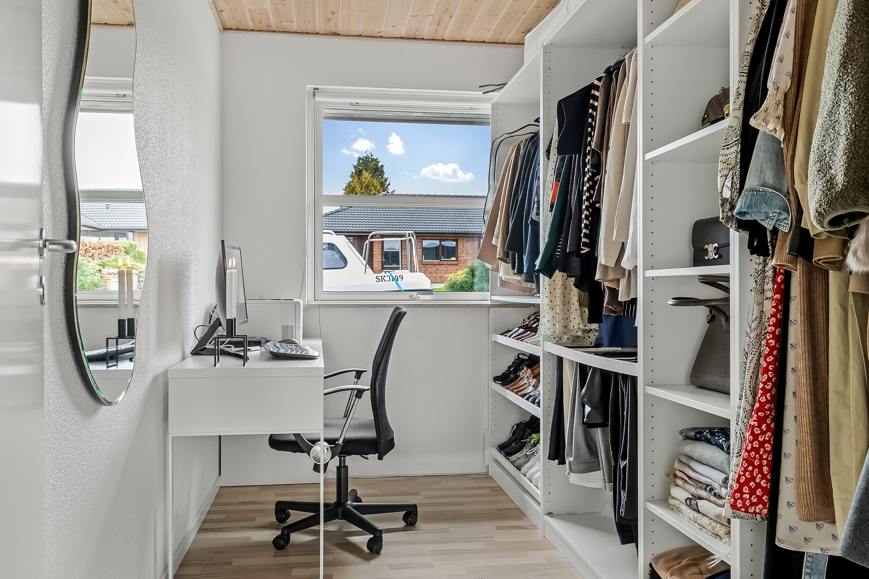 Fremhævet andet billede i fuldskærmstilstand. Billede af Linde Alle 15, Ølsted, 8723 Løsning