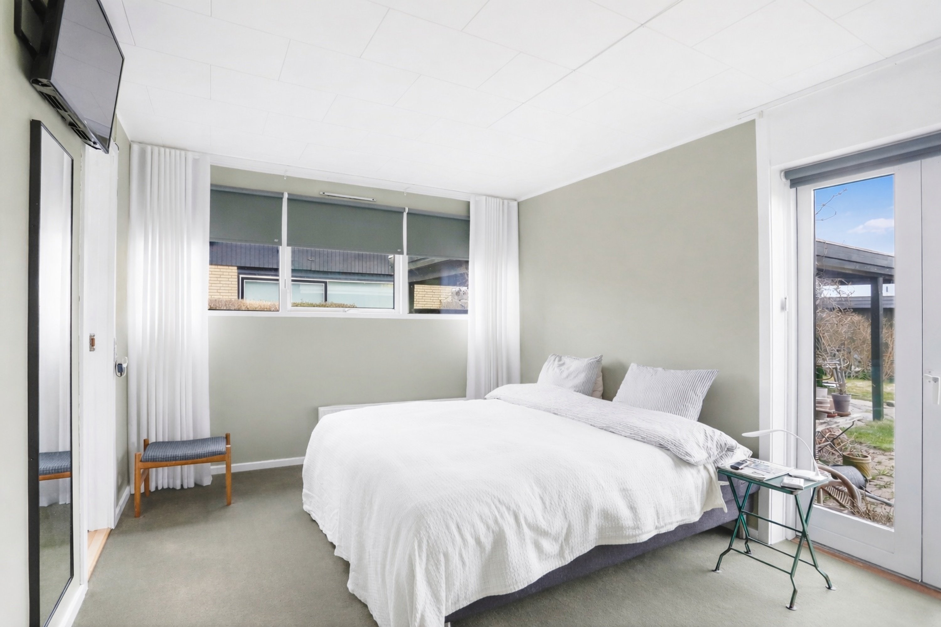 Fremhævet soveværelse billede i fuldskærmstilstand. Billede af Lindeengen 23, 2740 Skovlunde