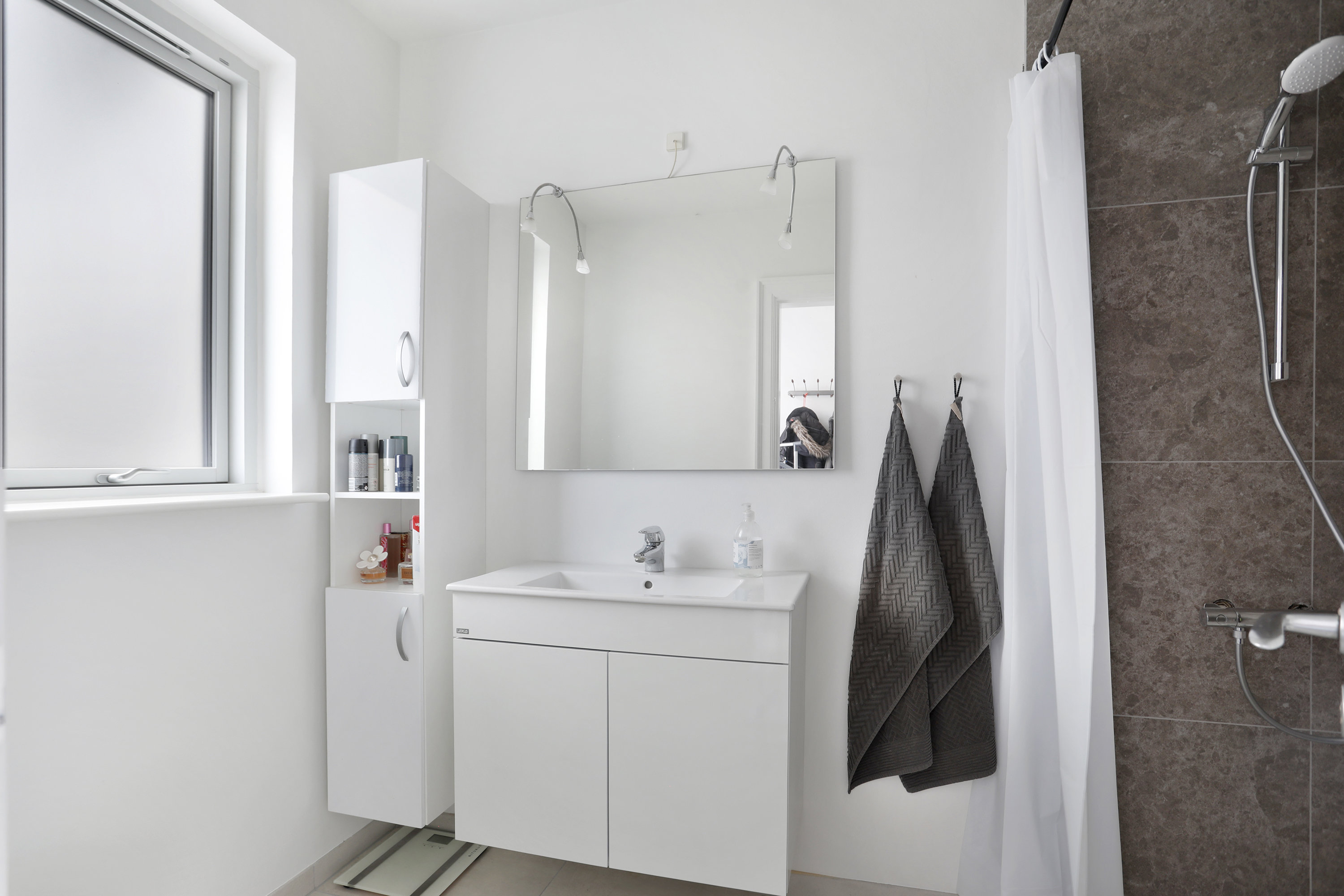 Fremhævet badeværelse billede i fuldskærmstilstand. Billede af Åbyvej 15, 2740 Skovlunde