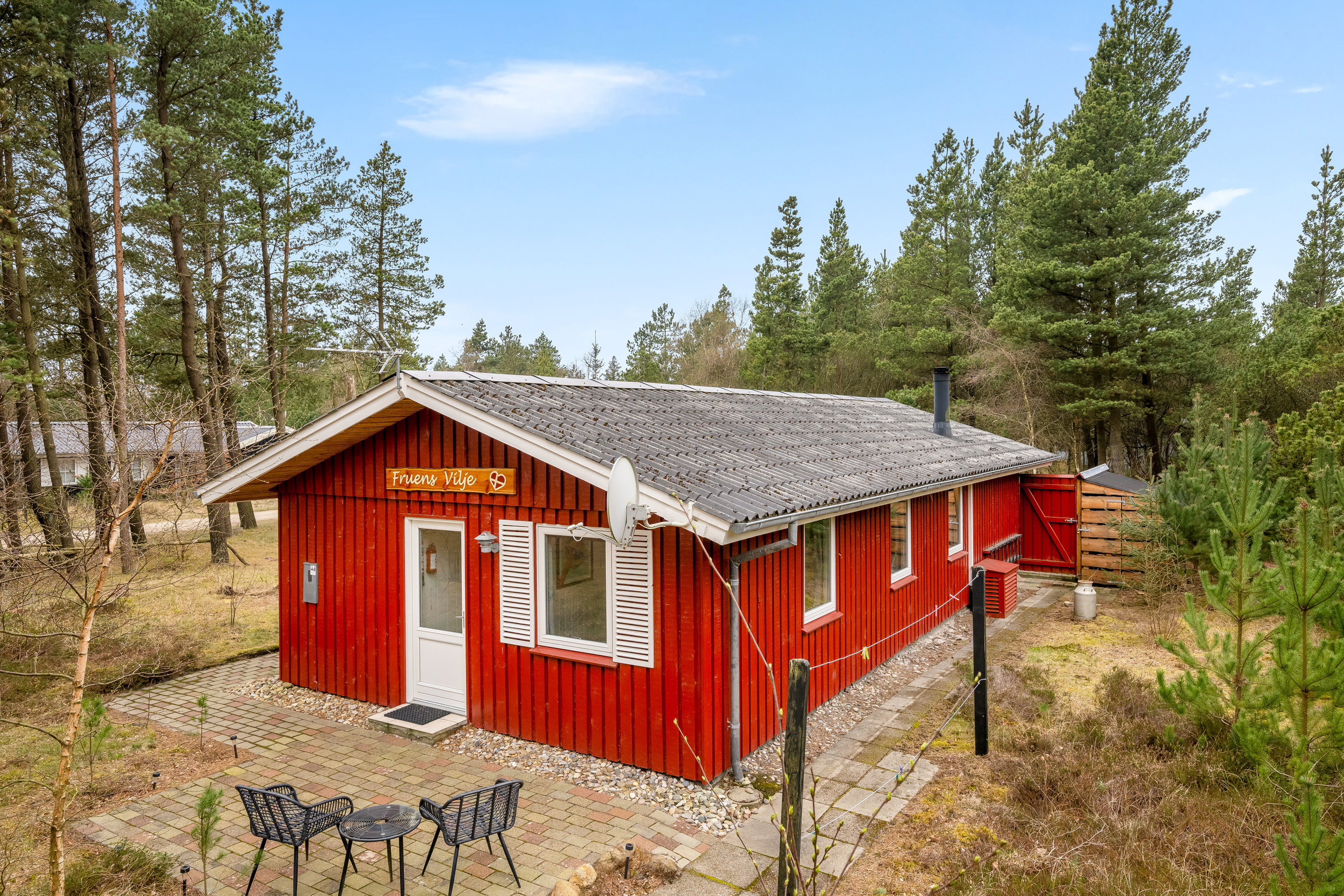 Fremhævet facade billede i fuldskærmstilstand. Billede af Højsvej 26, Lønne, 6830 Nørre Nebel