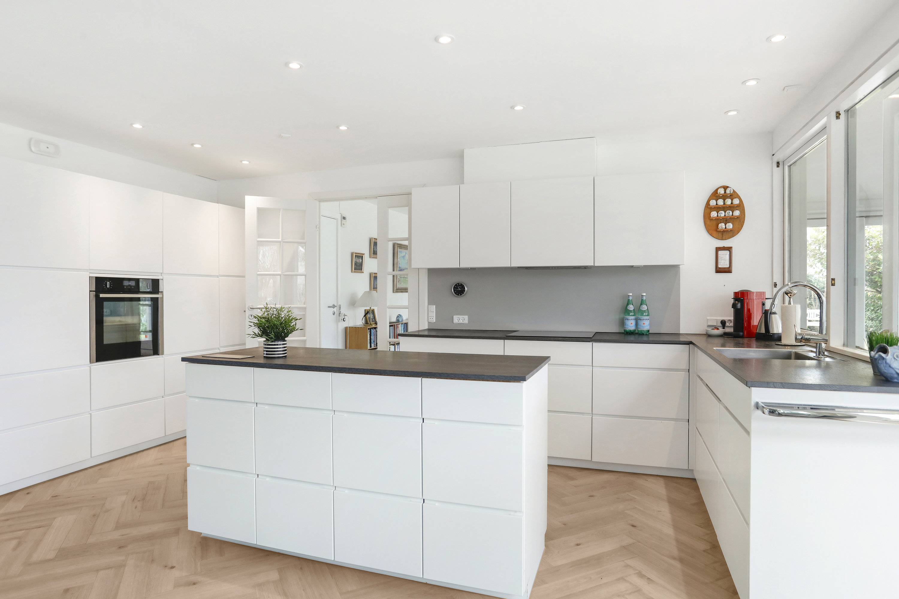 Fremhævet køkken billede i fuldskærmstilstand. Billede af Lindeengen 23, 2740 Skovlunde