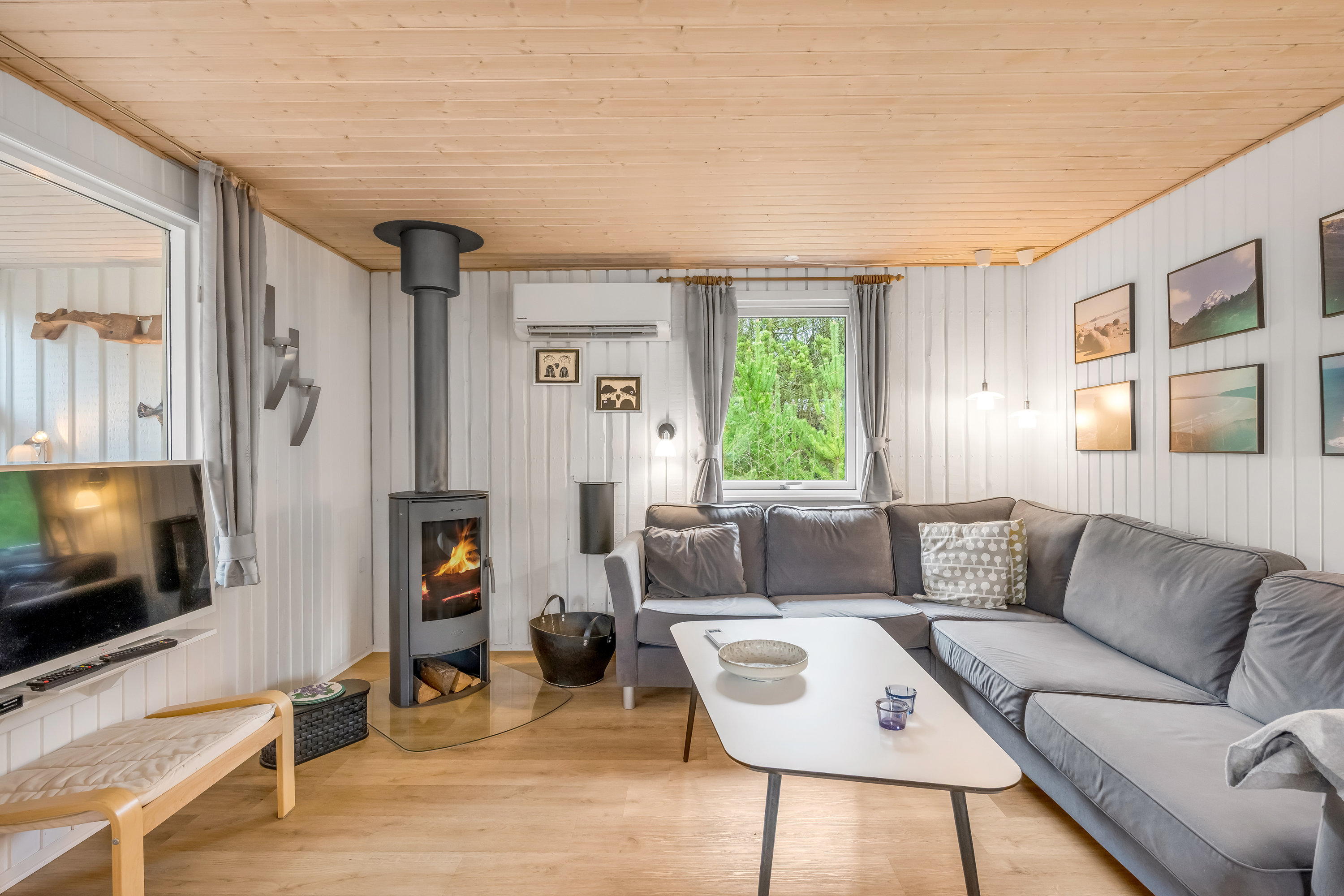 Fremhævet stue billede i fuldskærmstilstand. Billede af Højsvej 26, Lønne, 6830 Nørre Nebel