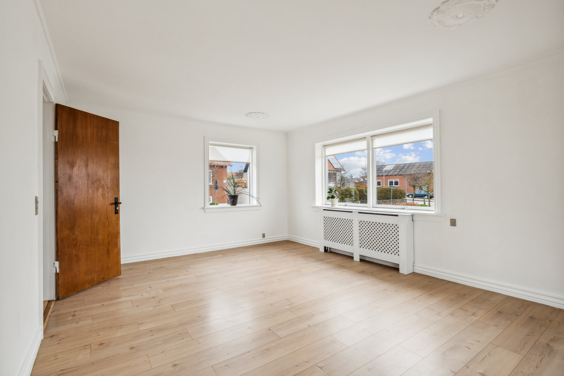 Fremhævet stue billede i fuldskærmstilstand. Billede af Spangbergsvej 28, 7700 Thisted