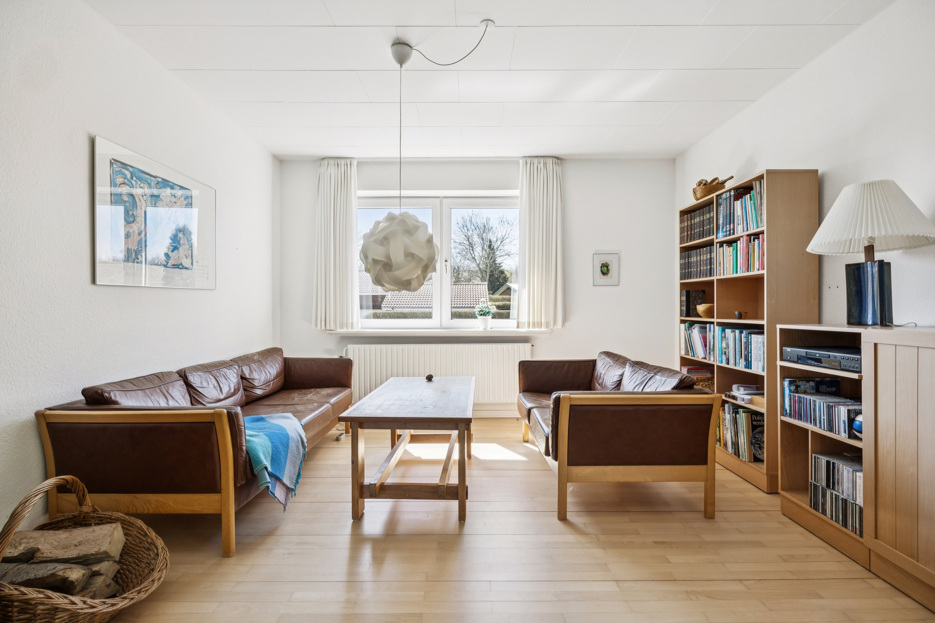 Fremhævet stue billede i fuldskærmstilstand. Billede af Havevænget 22, 4682 Tureby