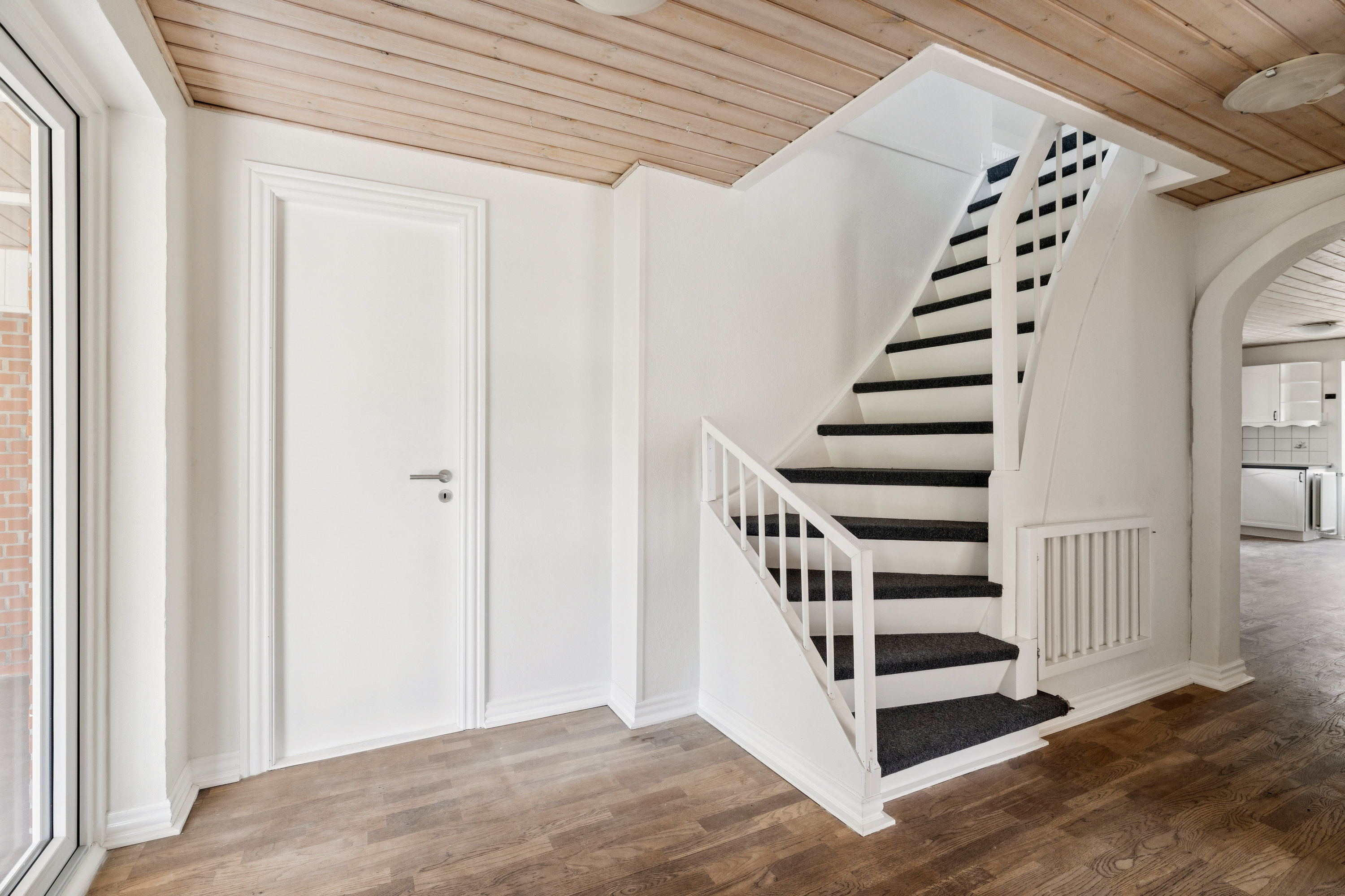 Fremhævet gang billede i fuldskærmstilstand. Billede af Snæbumvej 47, Snæbum, 9500 Hobro