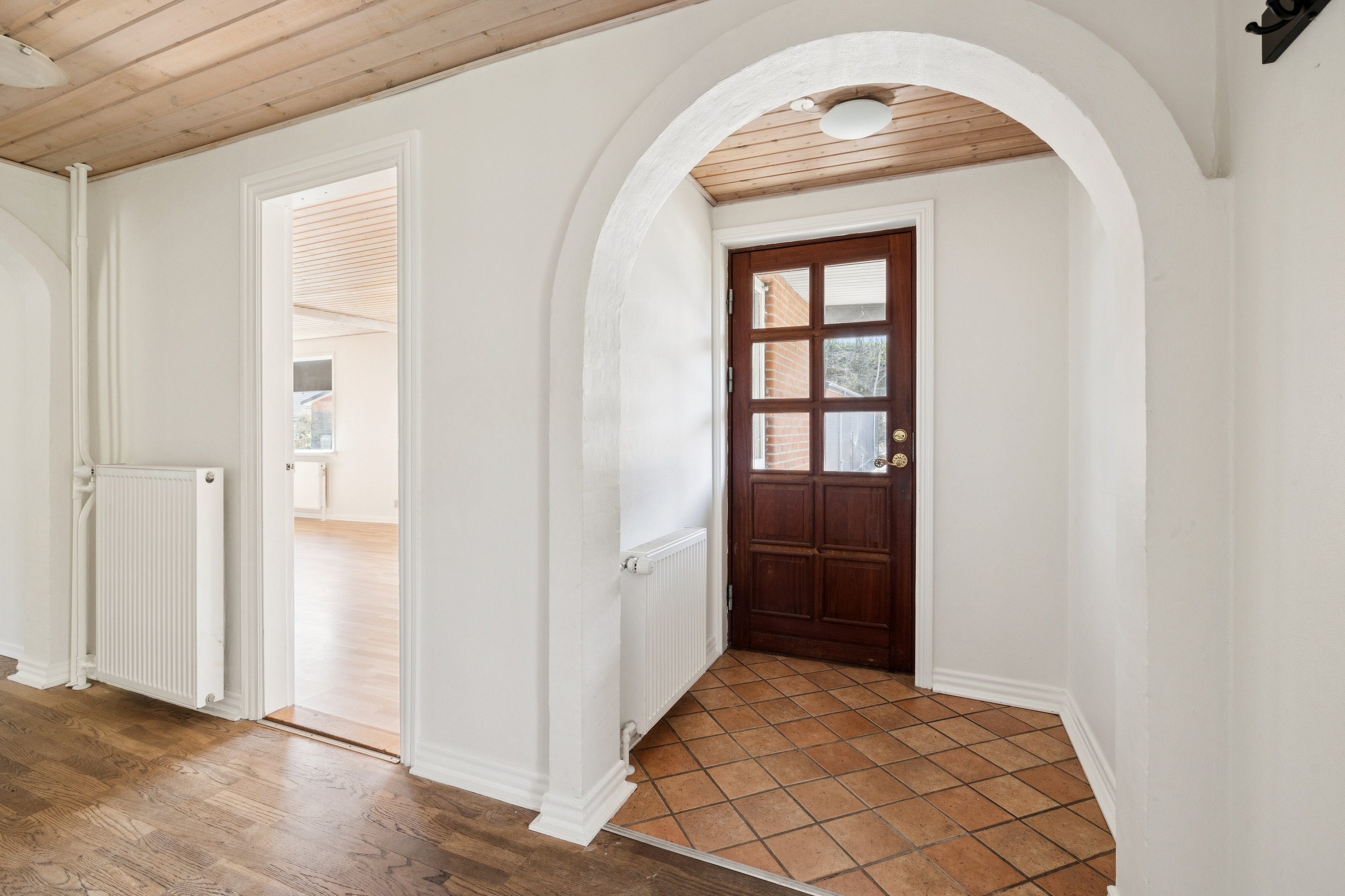 Fremhævet entré billede i fuldskærmstilstand. Billede af Snæbumvej 47, Snæbum, 9500 Hobro