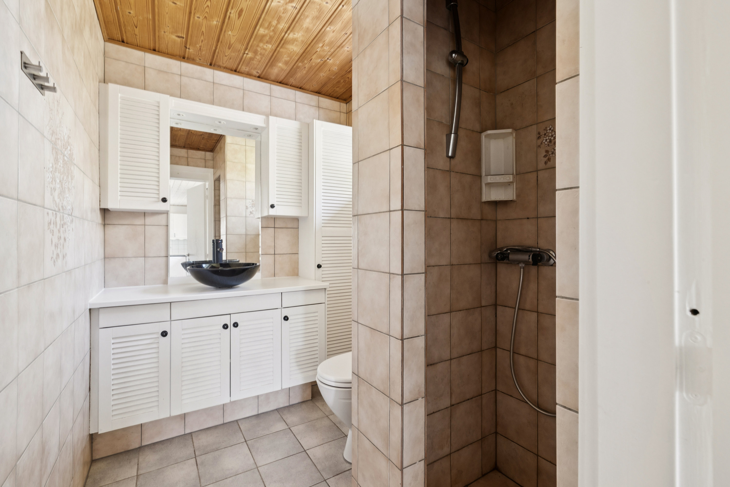 Fremhævet badeværelse billede i fuldskærmstilstand. Billede af Snæbumvej 47, Snæbum, 9500 Hobro