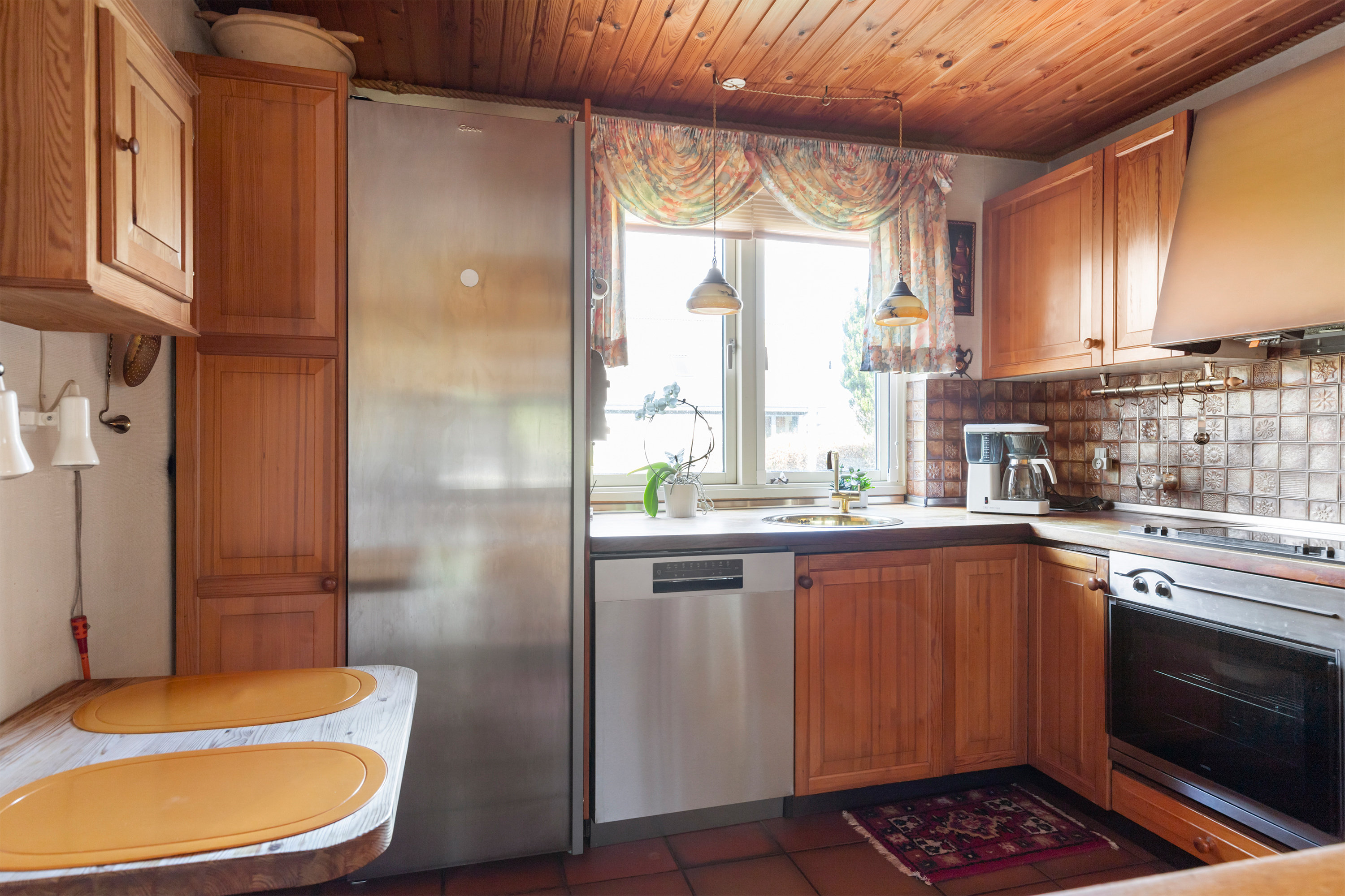 Fremhævet køkken billede i fuldskærmstilstand. Billede af Birkevej 28, 9620 Aalestrup