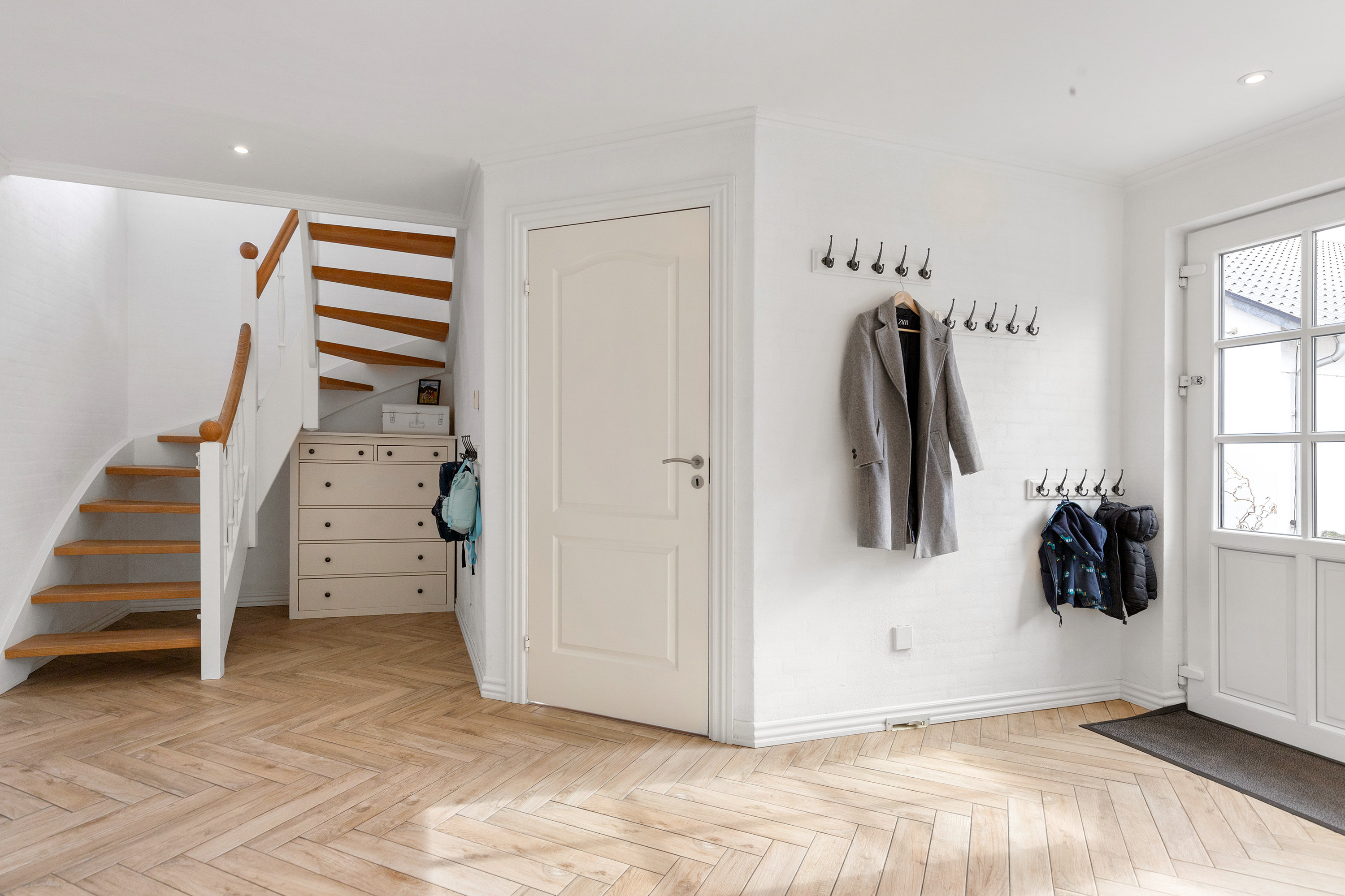 Fremhævet entre billede i fuldskærmstilstand. Billede af Gøttrupvej 65, Fredbjerg, 9640 Farsø