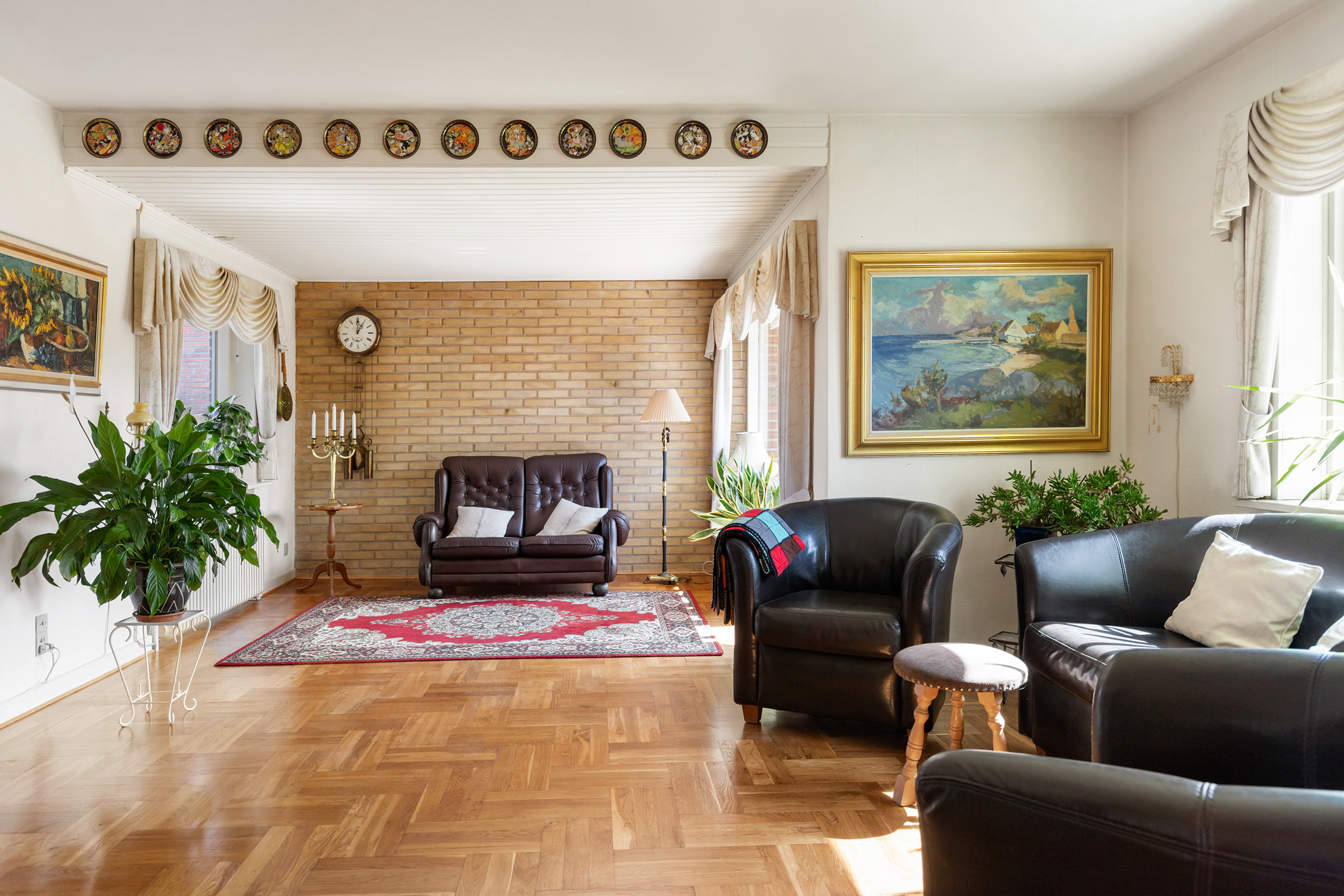 Fremhævet stue billede i fuldskærmstilstand. Billede af Birkevej 28, 9620 Aalestrup