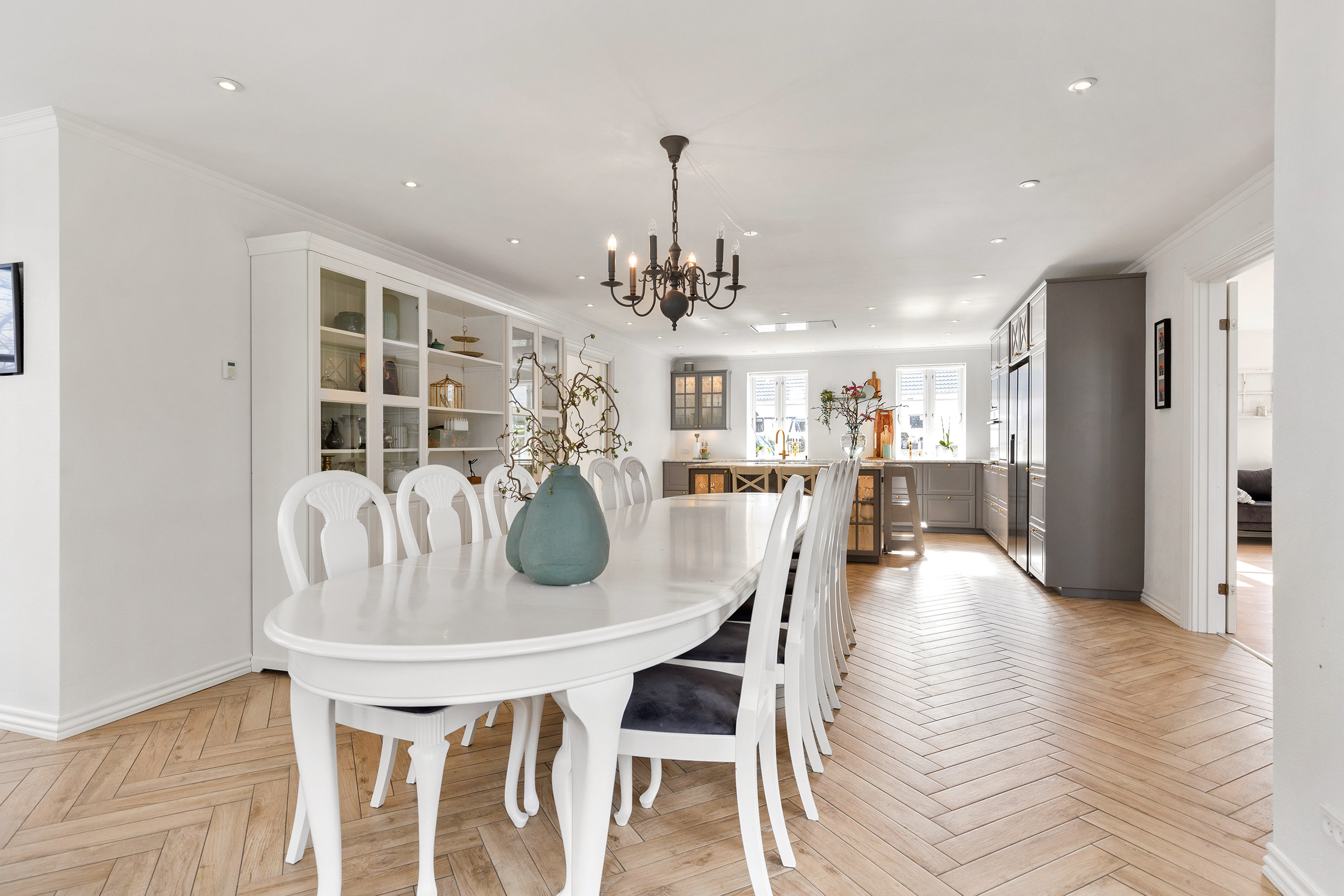 Fremhævet stue billede i fuldskærmstilstand. Billede af Gøttrupvej 65, Fredbjerg, 9640 Farsø