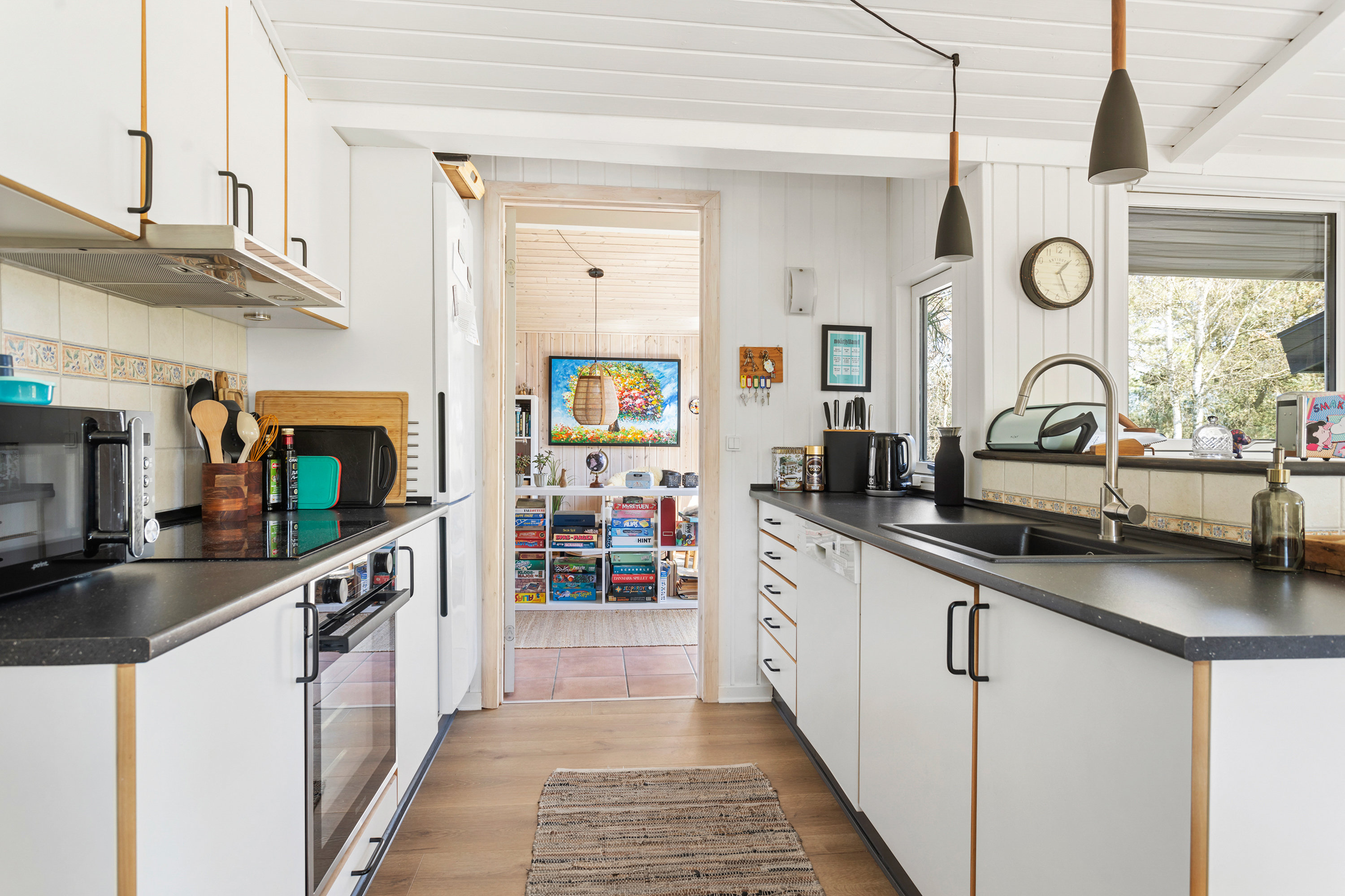 Fremhævet køkken billede i fuldskærmstilstand. Billede af Rugholm 25, 9970 Strandby