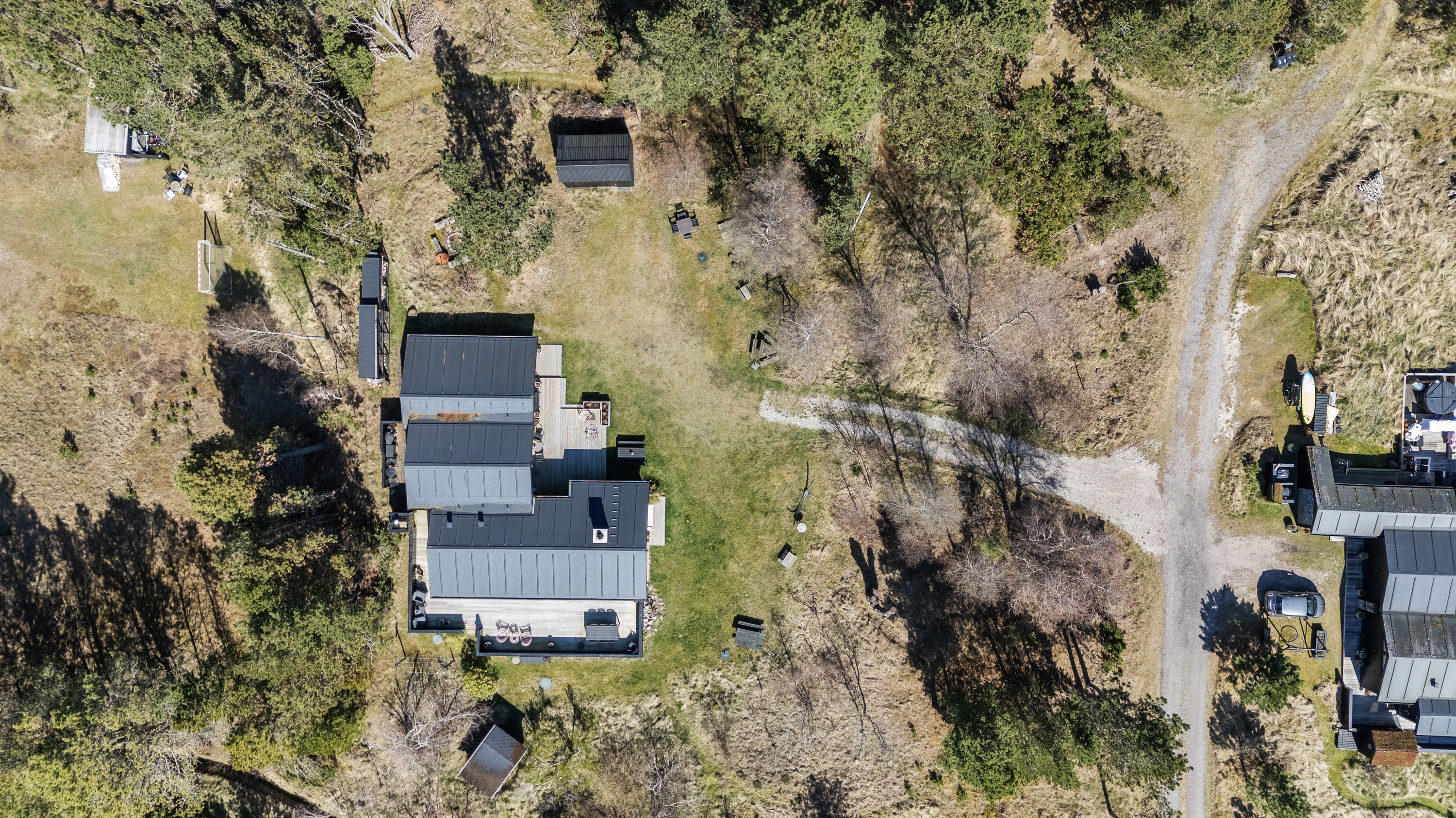 Fremhævet luftfoto billede i fuldskærmstilstand. Billede af Rugholm 25, 9970 Strandby