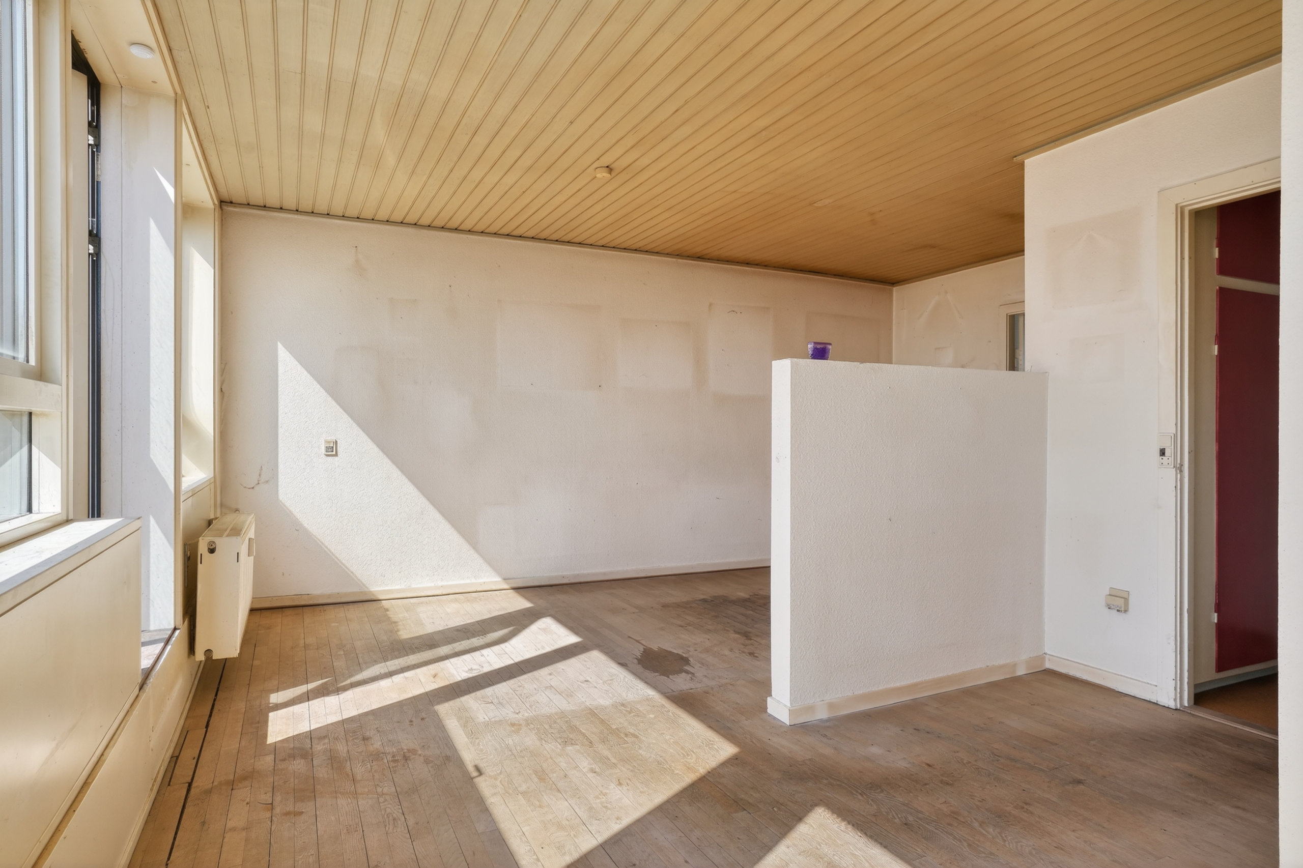 Fremhævet stue billede i fuldskærmstilstand. Billede af Parken 19, 2. th., 3480 Fredensborg