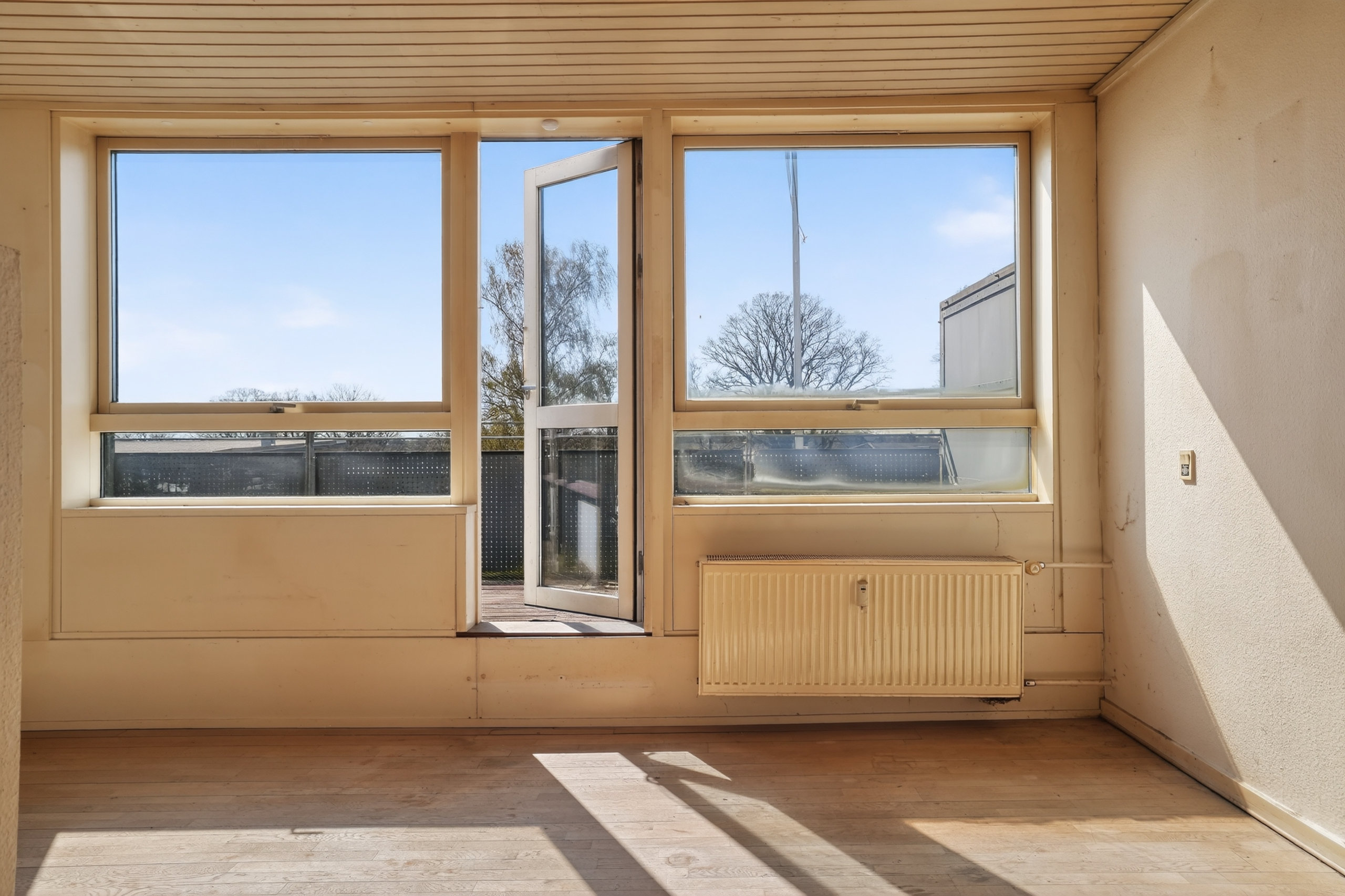 Fremhævet stue billede i fuldskærmstilstand. Billede af Parken 19, 2. th., 3480 Fredensborg