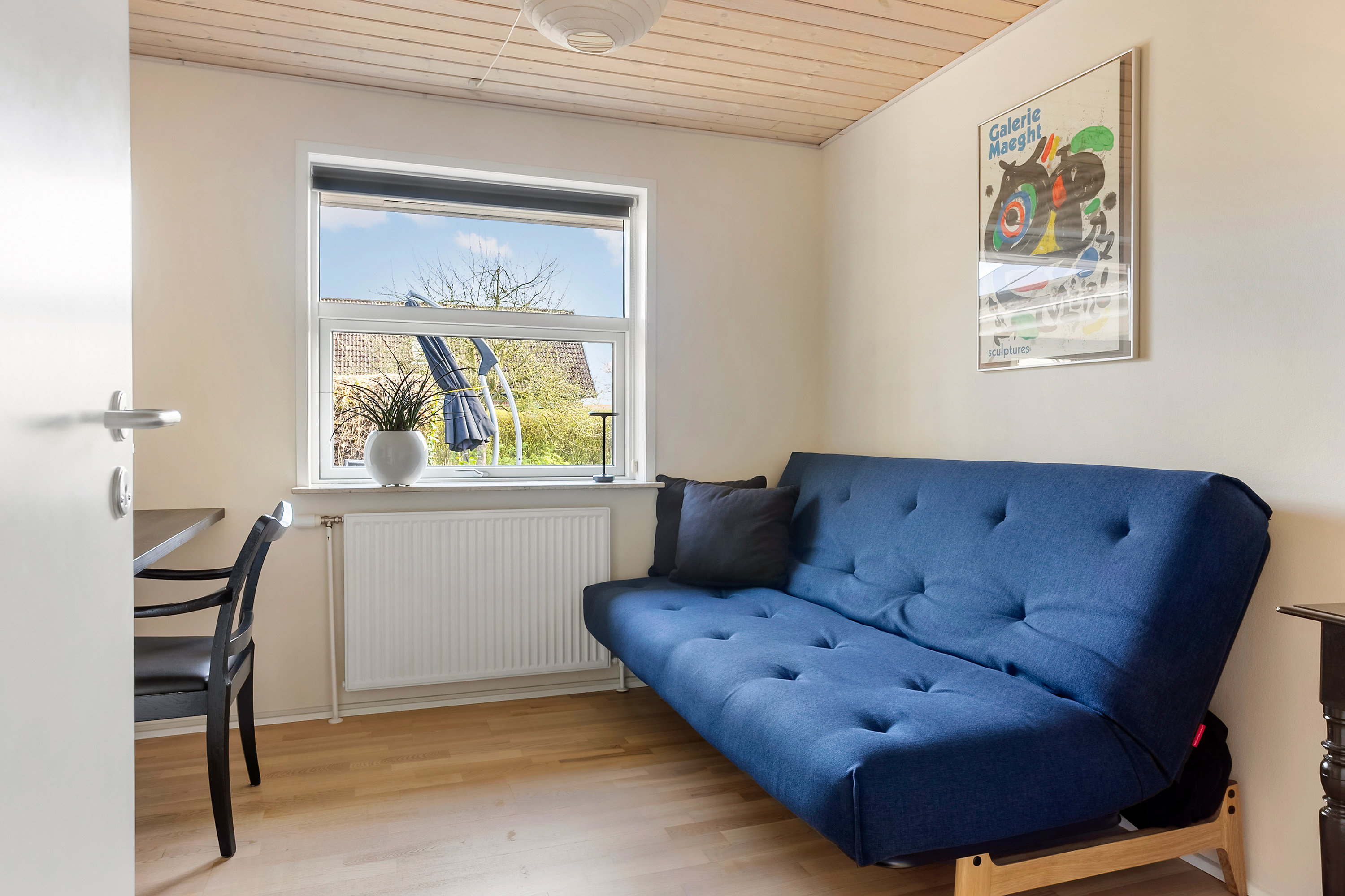 Fremhævet værelse billede i fuldskærmstilstand. Billede af Kirsebærvej 23, 6600 Vejen